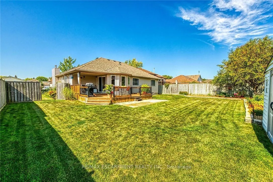 Photo 37 of 35 Highland Boulevard, Haldimand — HOMEH