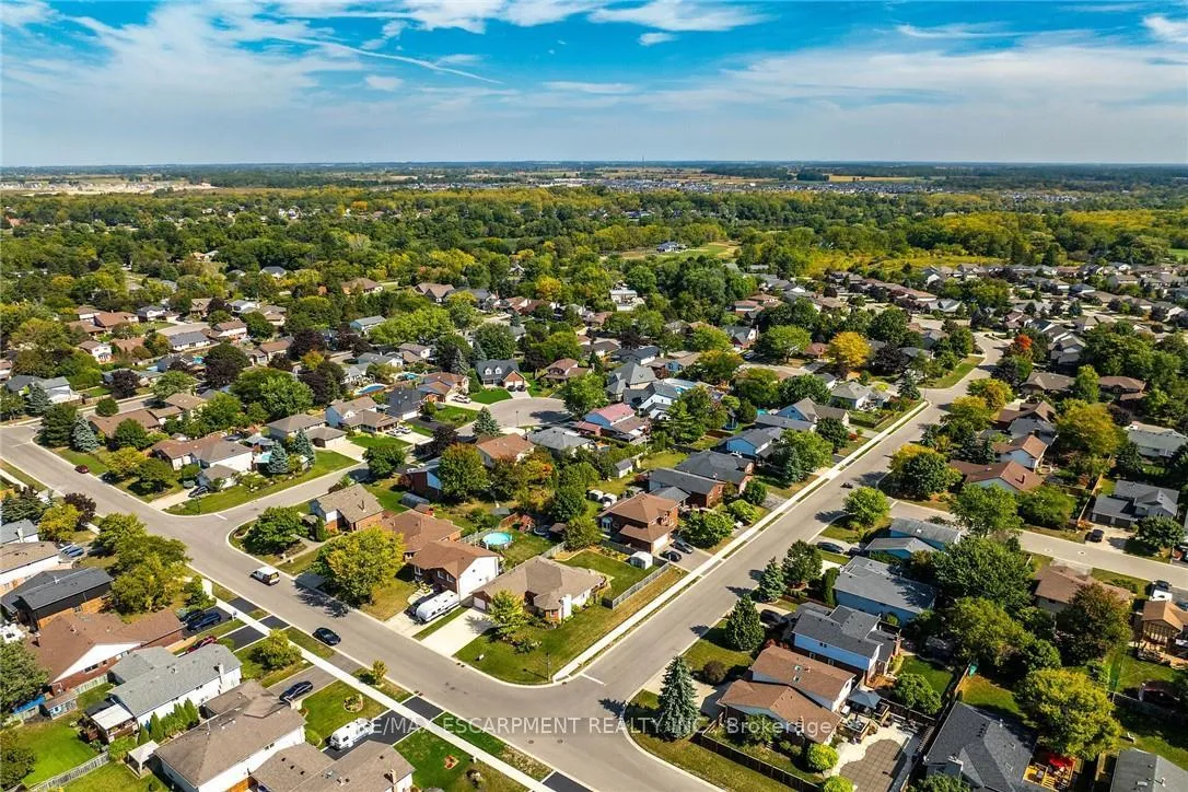 Photo 44 of 35 Highland Boulevard, Haldimand — HOMEH