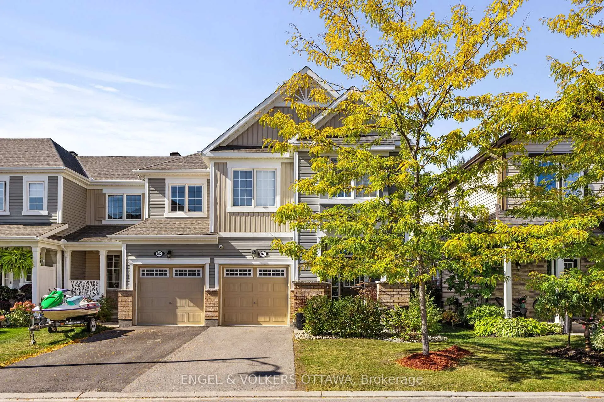 Photo 2 of 760 Mayfly Crescent, Ottawa, Barrhaven - Half Moon Bay — HOMEH