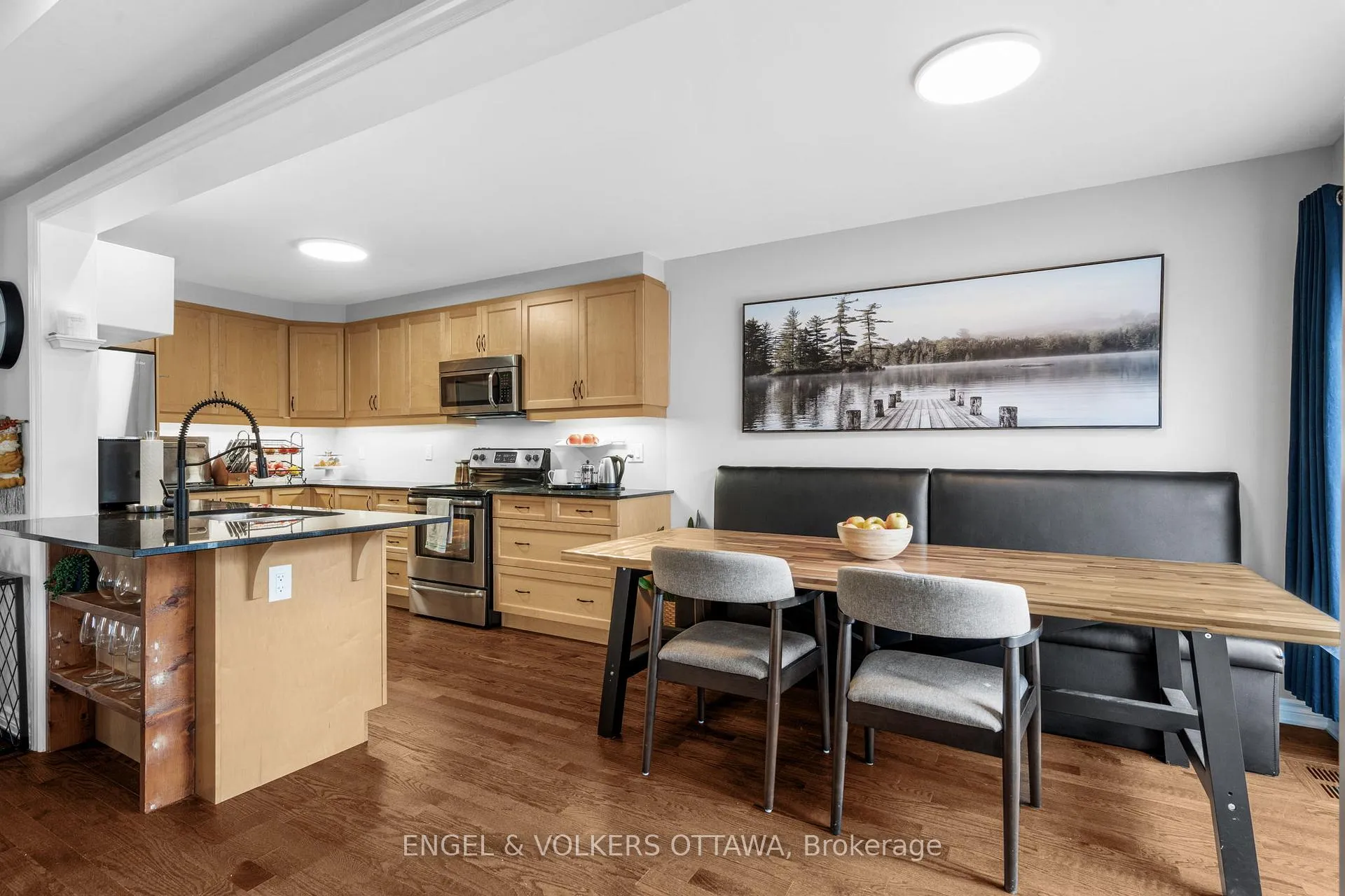 Photo 11 of 760 Mayfly Crescent, Ottawa, Barrhaven - Half Moon Bay — HOMEH