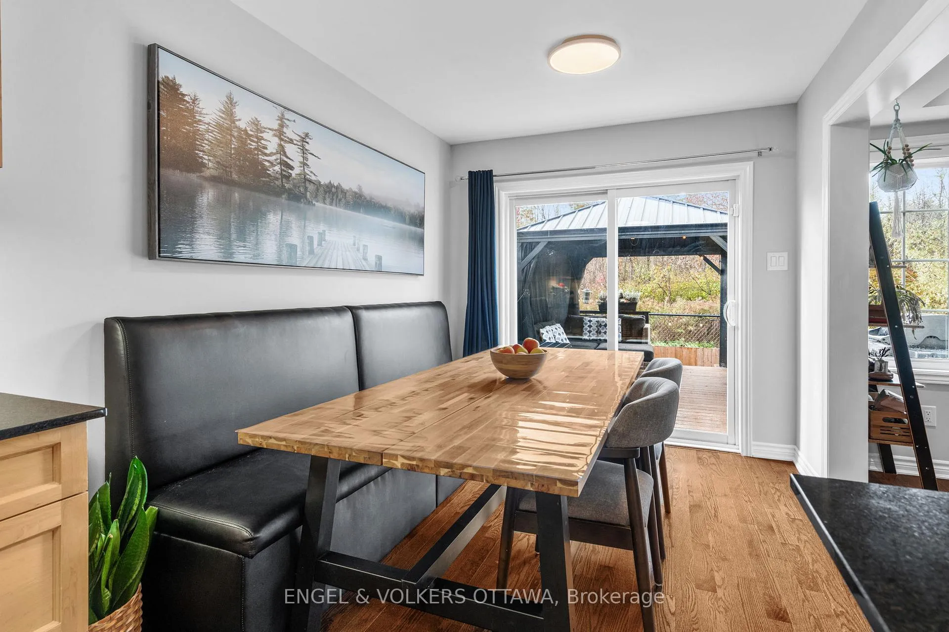 Photo 15 of 760 Mayfly Crescent, Ottawa, Barrhaven - Half Moon Bay — HOMEH