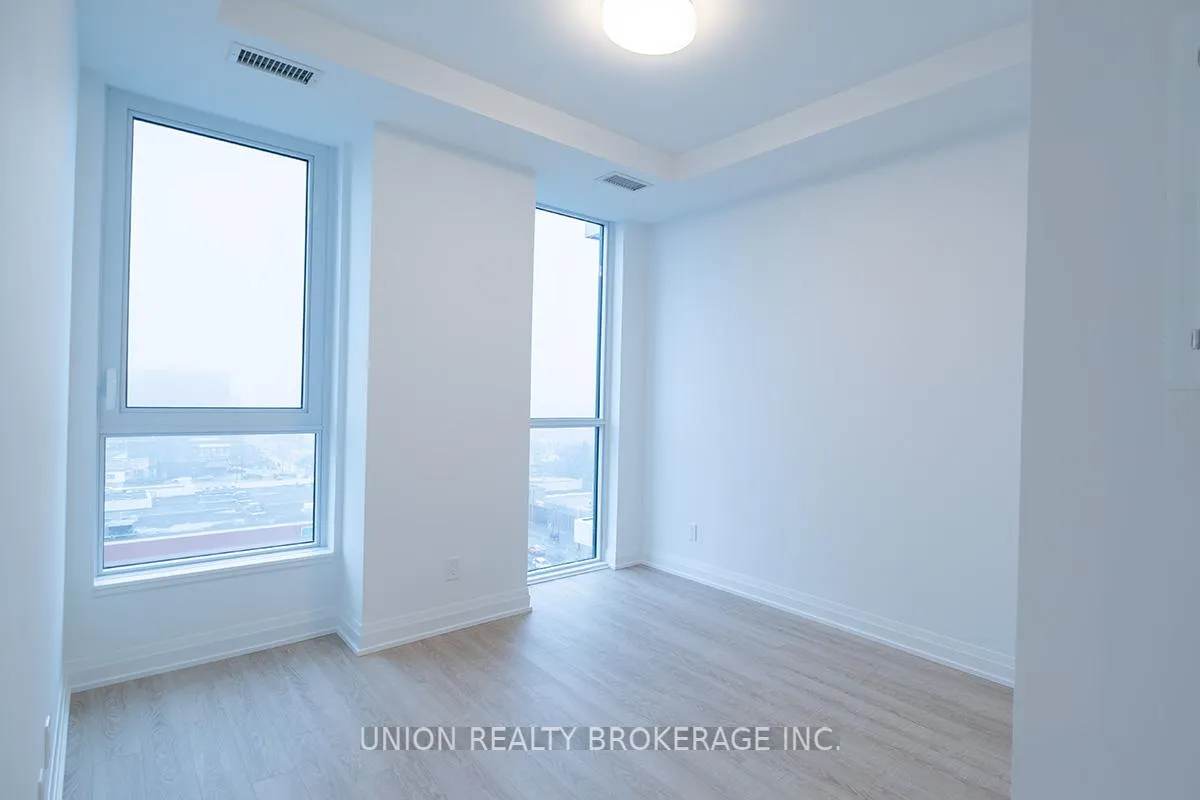Photo 7 of Unit 902, 286 Main Street, Toronto, East End-Danforth — HOMEH