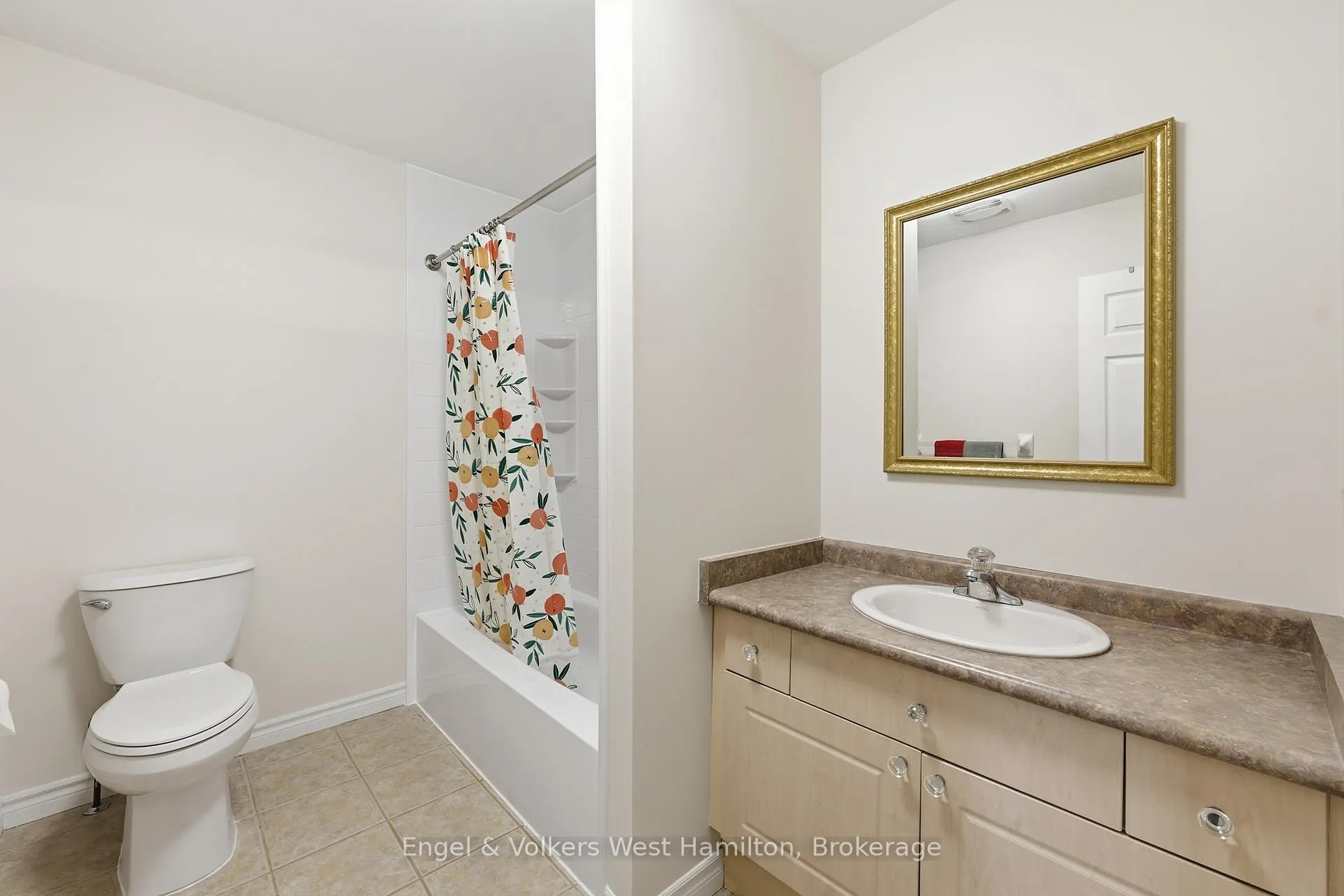 Photo 21 of Unit 41, 39 Pinewoods Drive, Hamilton, Stoney Creek Mountain — HOMEH