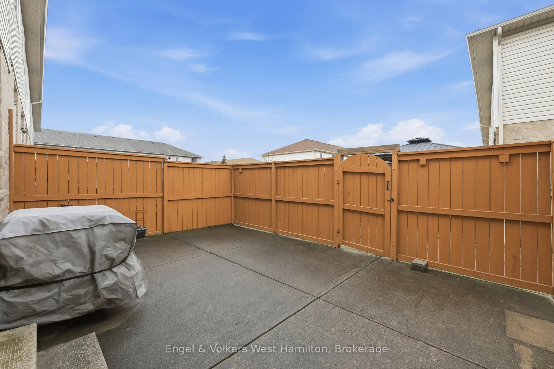 Photo 29 of Unit 41, 39 Pinewoods Drive, Hamilton, Stoney Creek Mountain — HOMEH