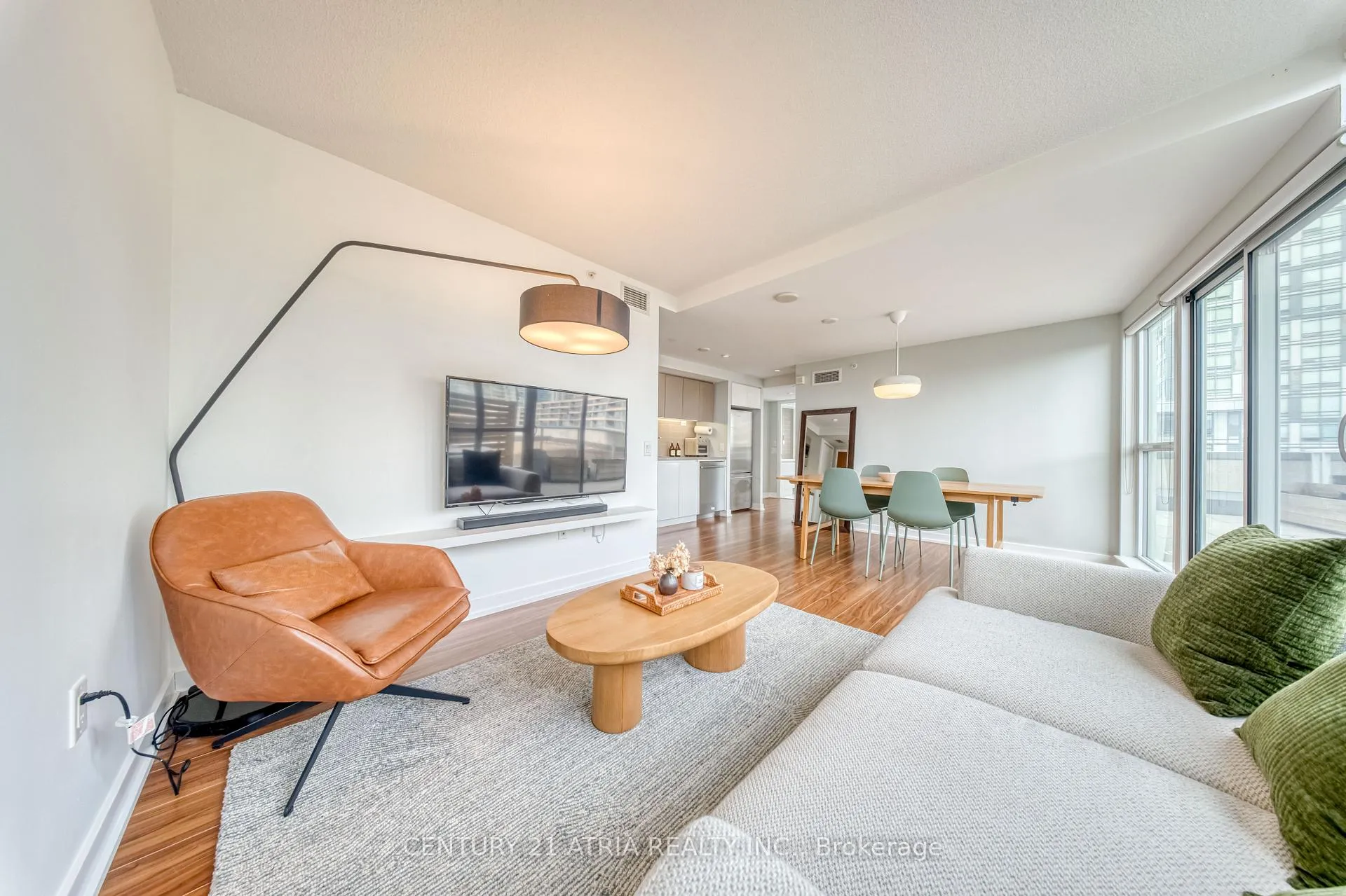 Photo 14 of Unit 812, 85 Queens Wharf Road, Toronto, Waterfront Communities — HOMEH
