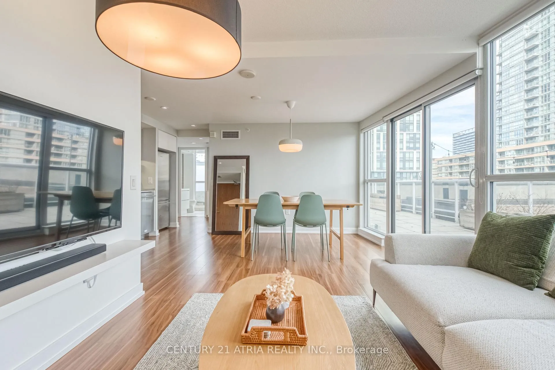 Photo 15 of Unit 812, 85 Queens Wharf Road, Toronto, Waterfront Communities — HOMEH