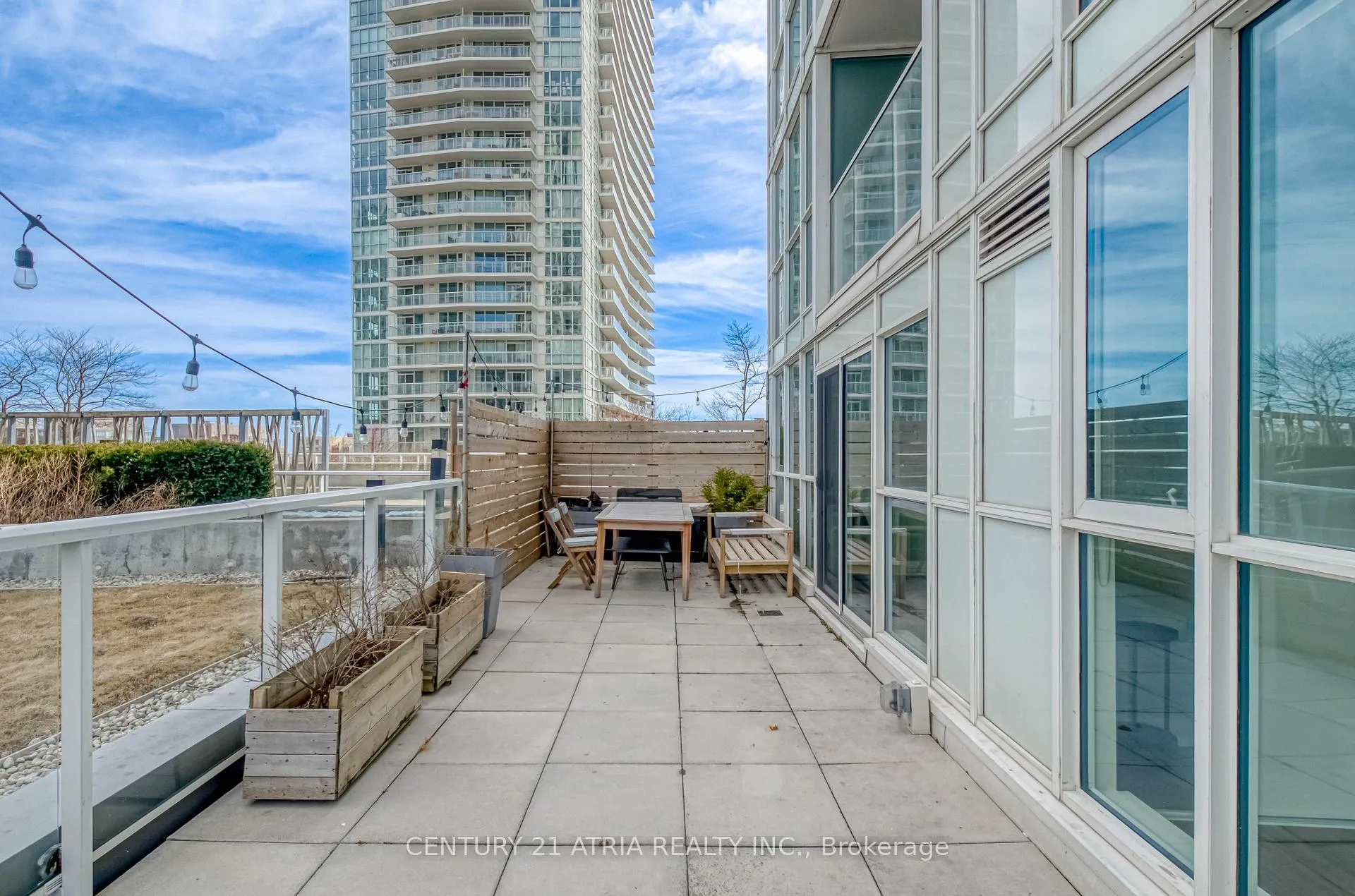 Photo 20 of Unit 812, 85 Queens Wharf Road, Toronto, Waterfront Communities — HOMEH
