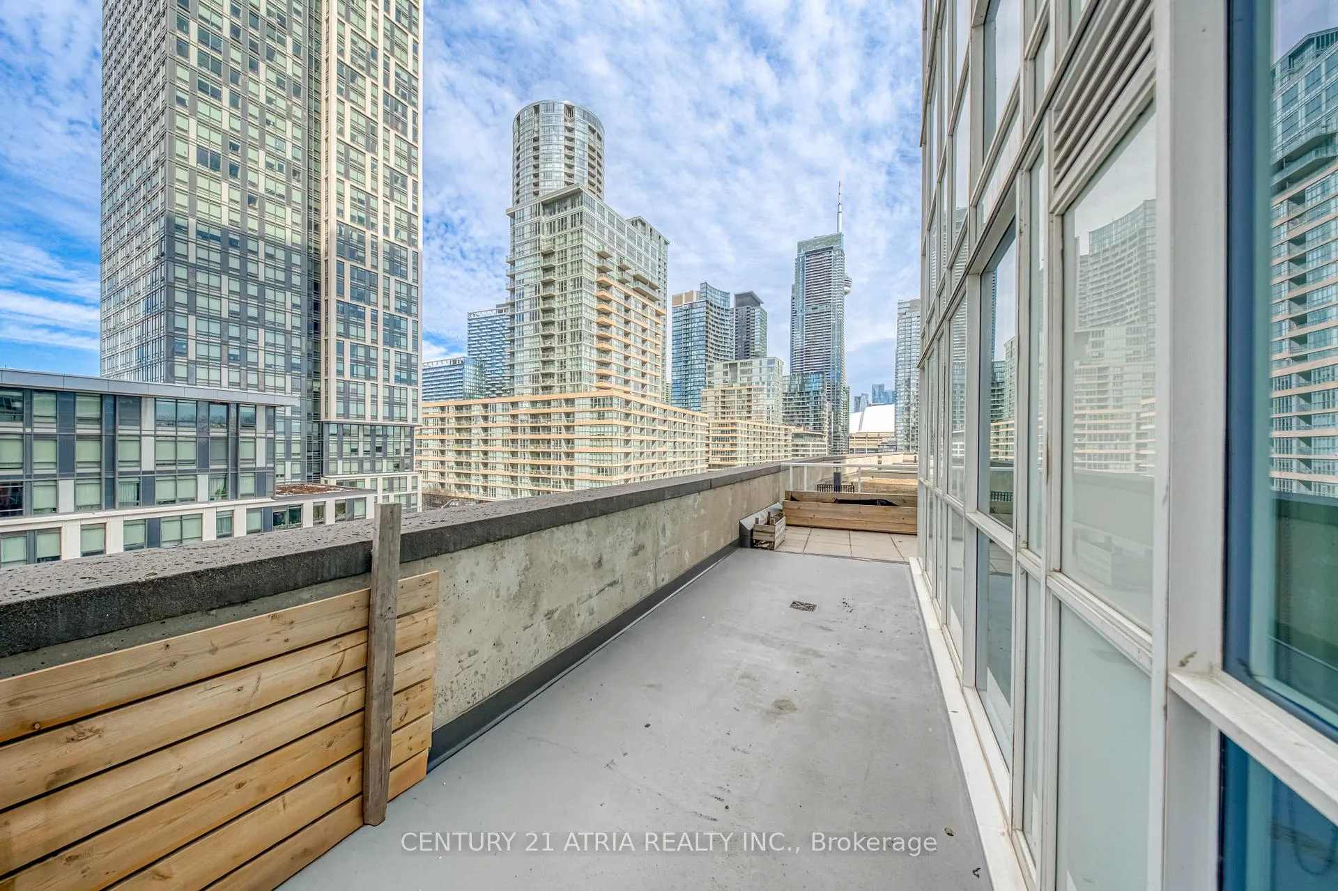 Photo 22 of Unit 812, 85 Queens Wharf Road, Toronto, Waterfront Communities — HOMEH