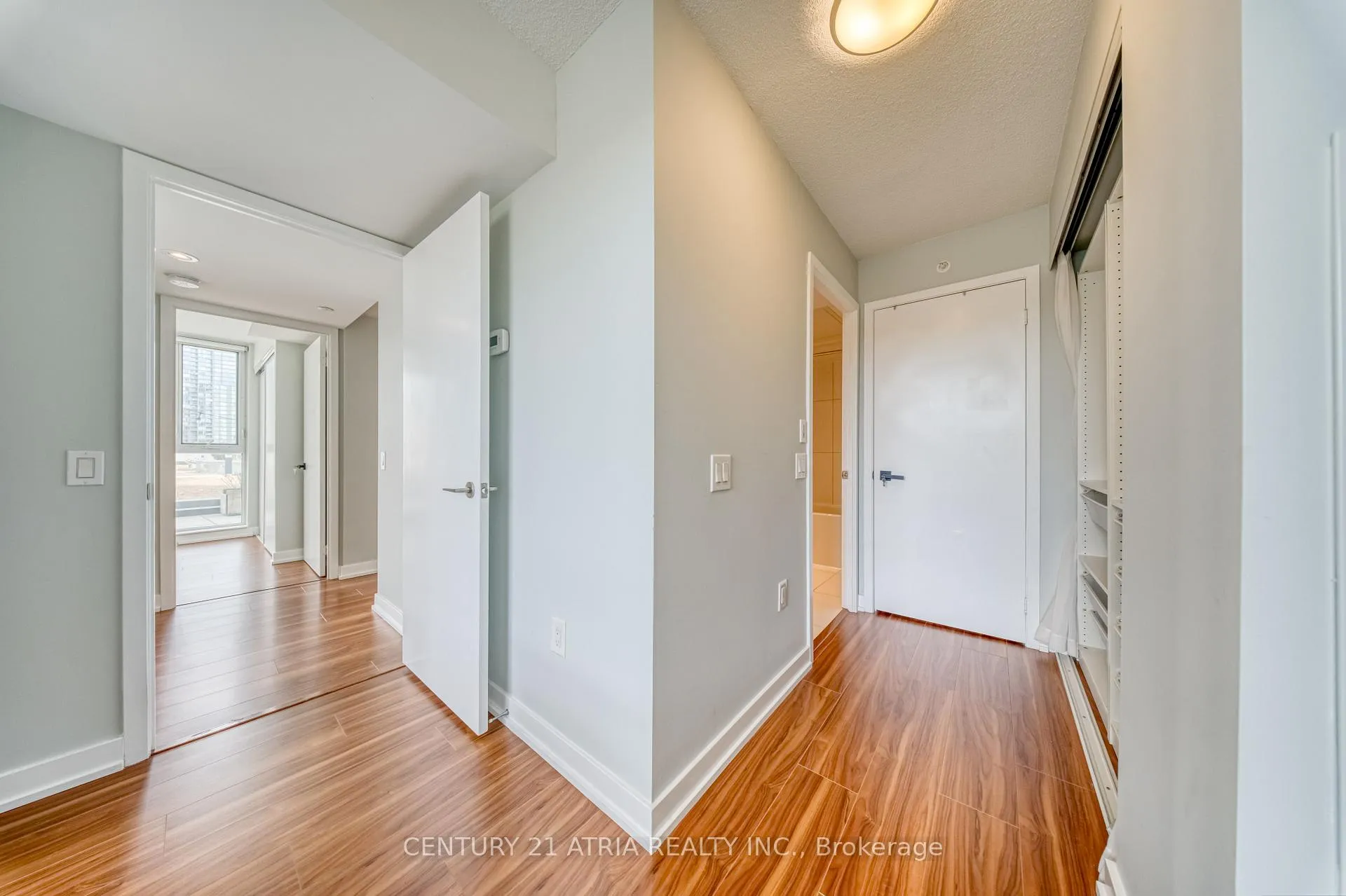 Photo 30 of Unit 812, 85 Queens Wharf Road, Toronto, Waterfront Communities — HOMEH