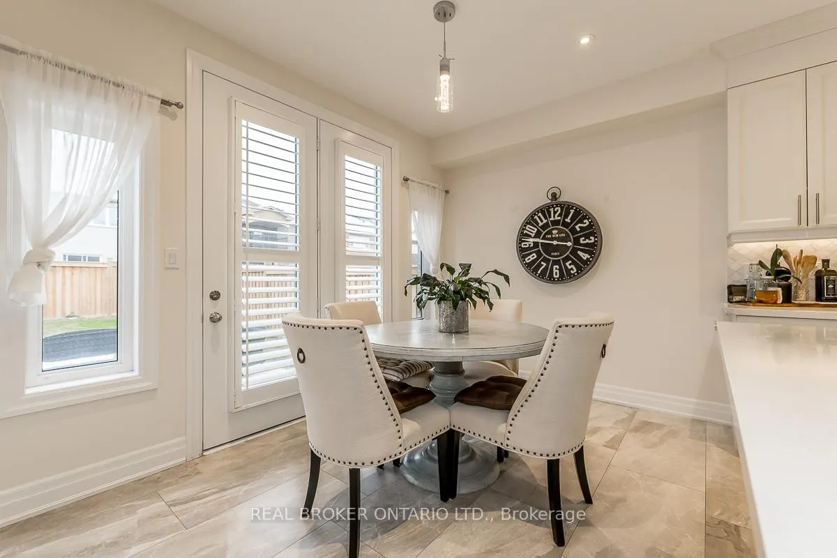 Photo 11 of 1532 Emberton Way, Innisfil, Alcona — HOMEH