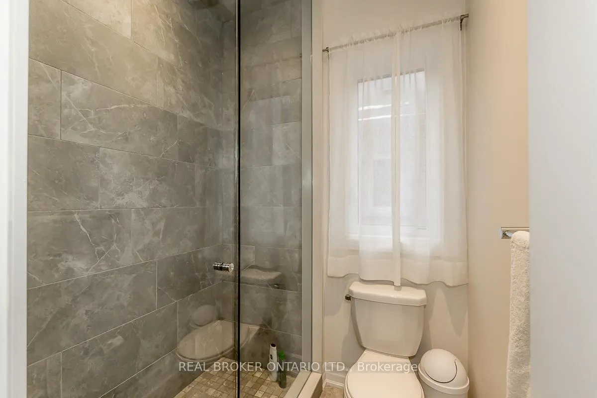 Photo 15 of 1532 Emberton Way, Innisfil, Alcona — HOMEH