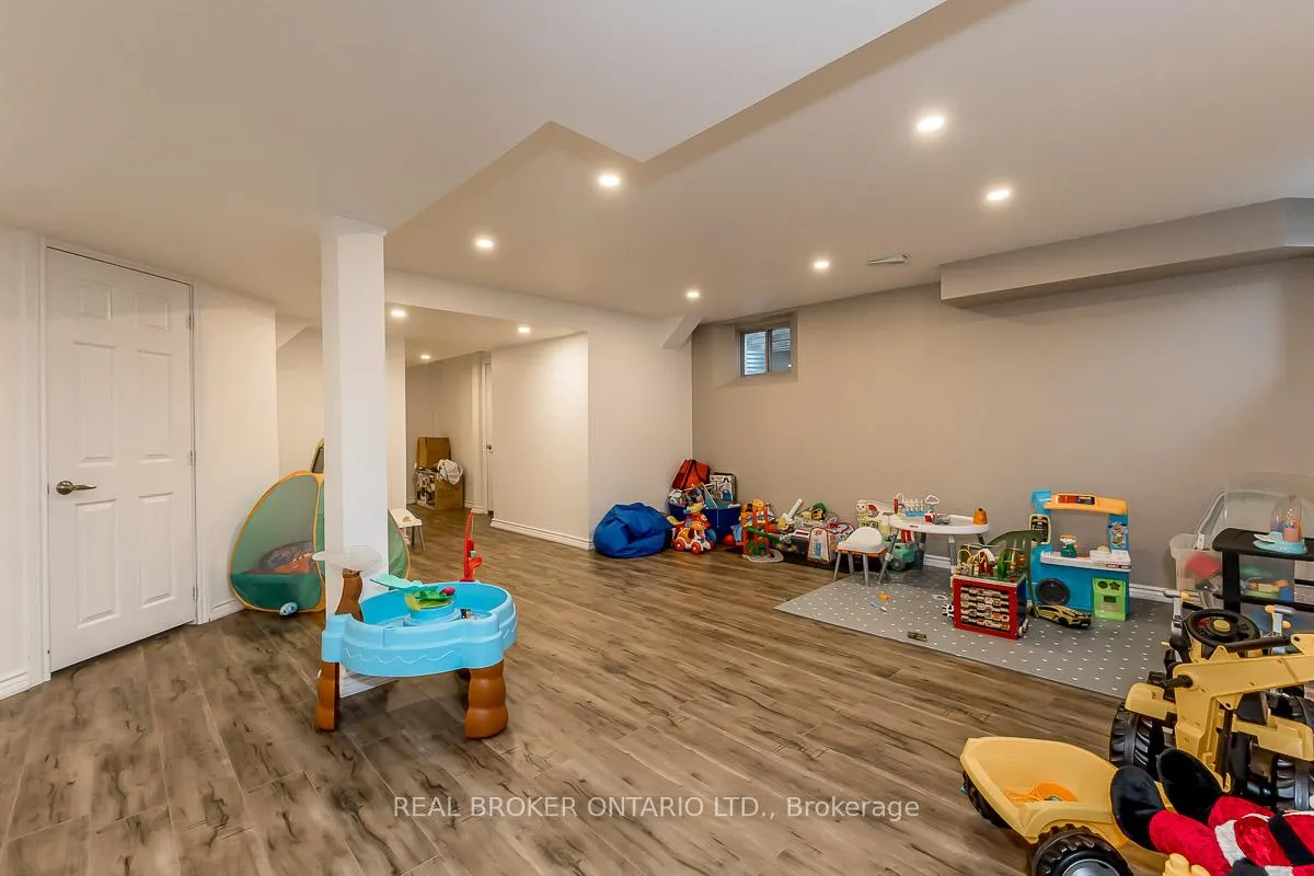 Photo 24 of 1532 Emberton Way, Innisfil, Alcona — HOMEH