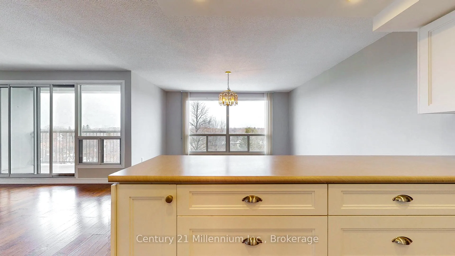 Photo 7 of Unit 614, 172 Eighth Street, Collingwood — HOMEH