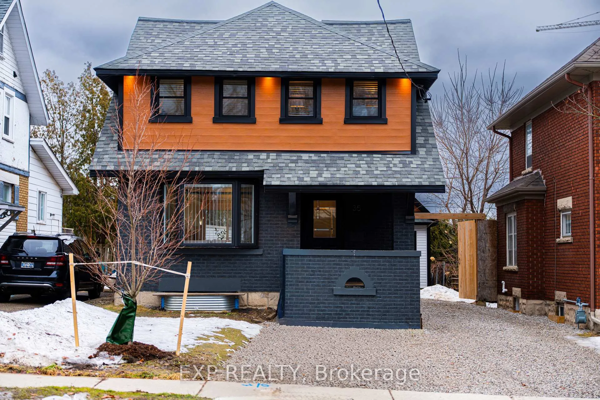 Photo 3 of 35 Stirling Avenue N, Kitchener — HOMEH