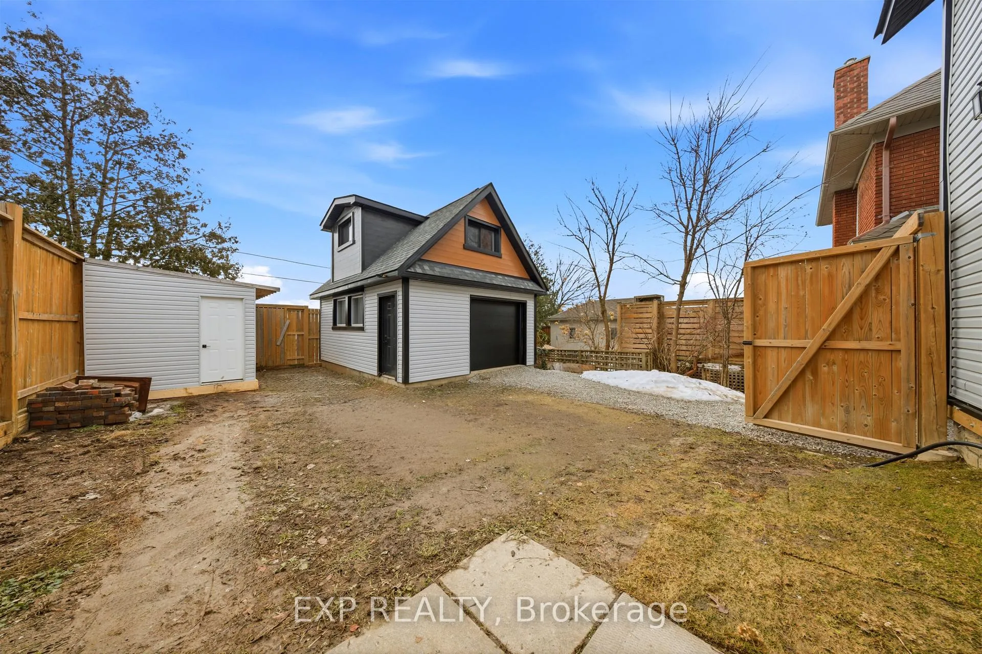 Photo 31 of 35 Stirling Avenue N, Kitchener — HOMEH