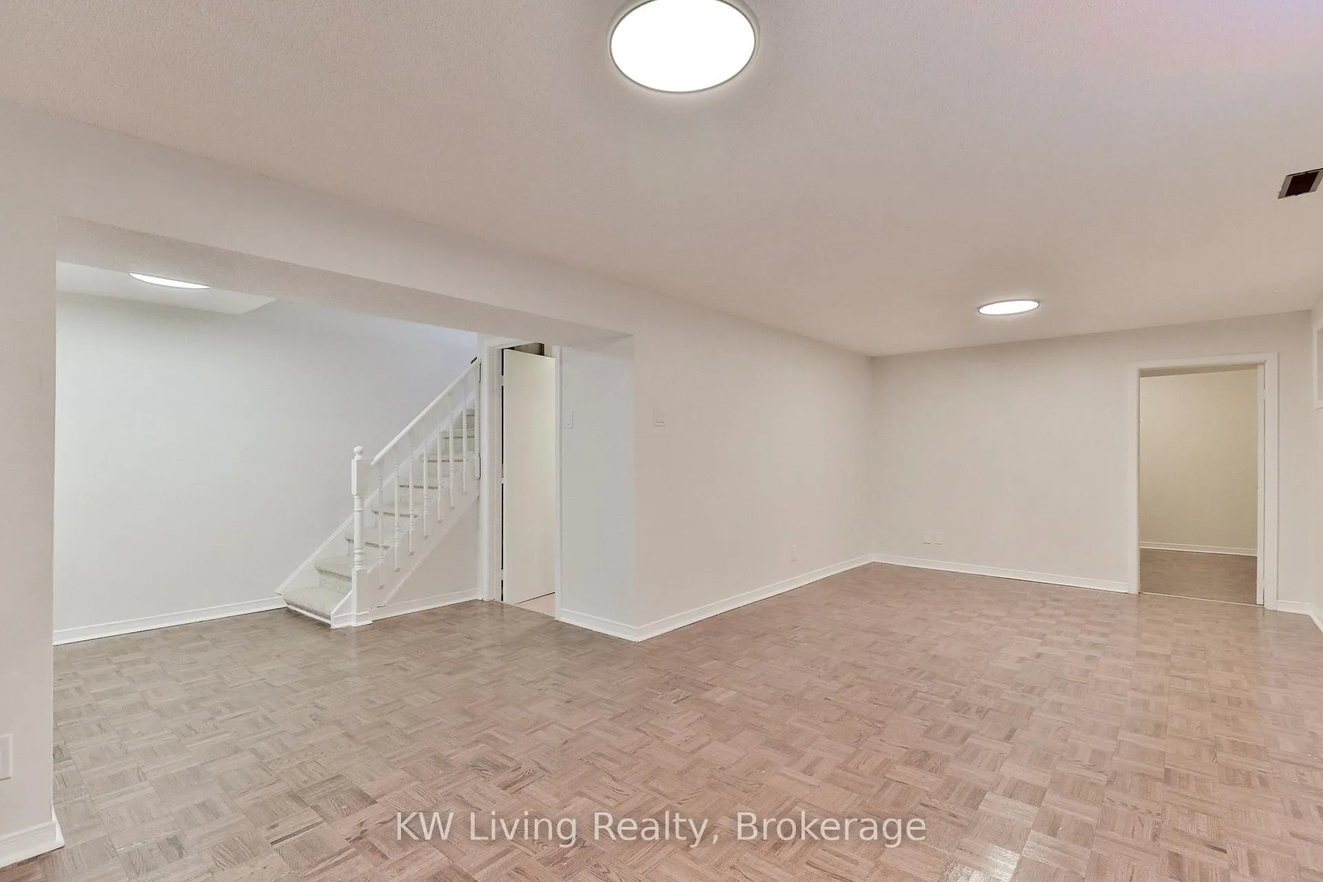 Photo 29 of 10 Liebeck Crescent, Markham, Unionville — HOMEH