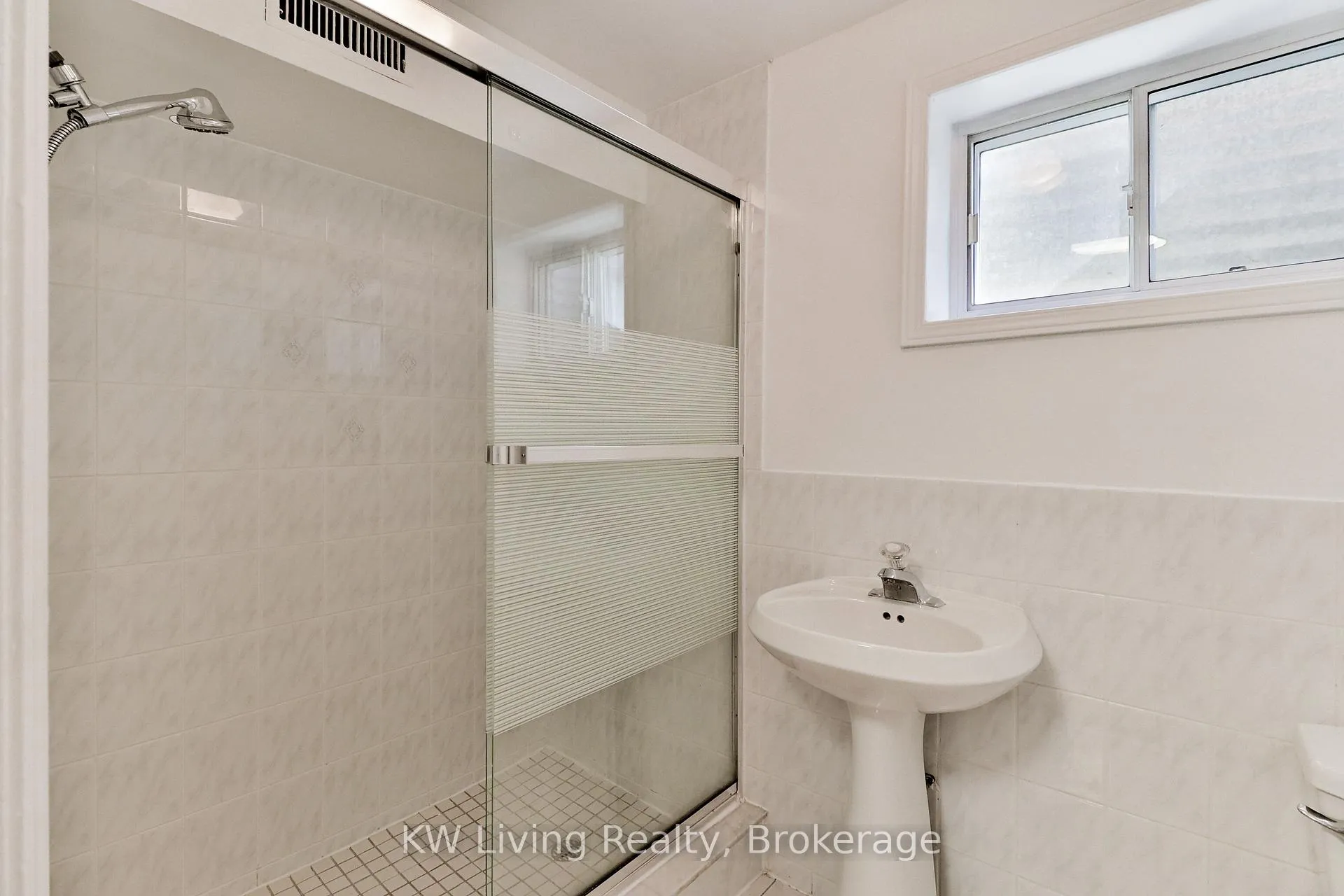 Photo 30 of 10 Liebeck Crescent, Markham, Unionville — HOMEH
