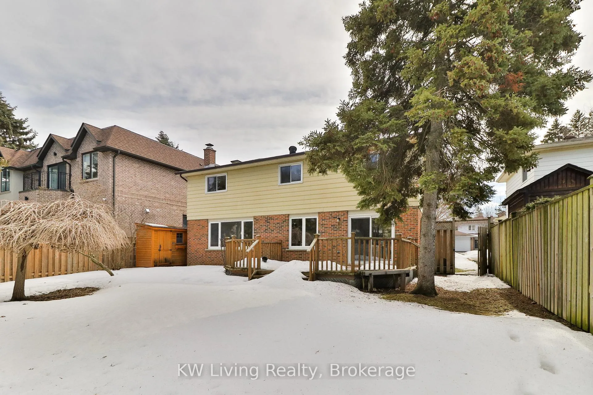 Photo 32 of 10 Liebeck Crescent, Markham, Unionville — HOMEH