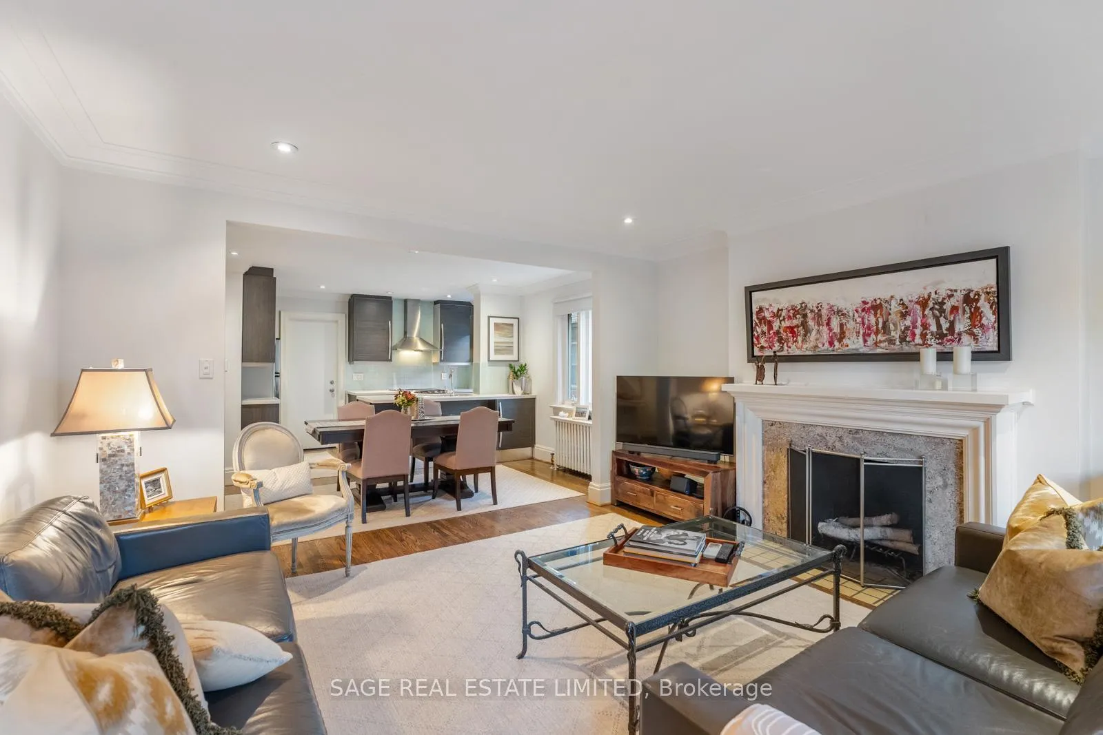 Photo 2 of Unit B, 1208 Avenue Road, Toronto, Lawrence Park South — HOMEH