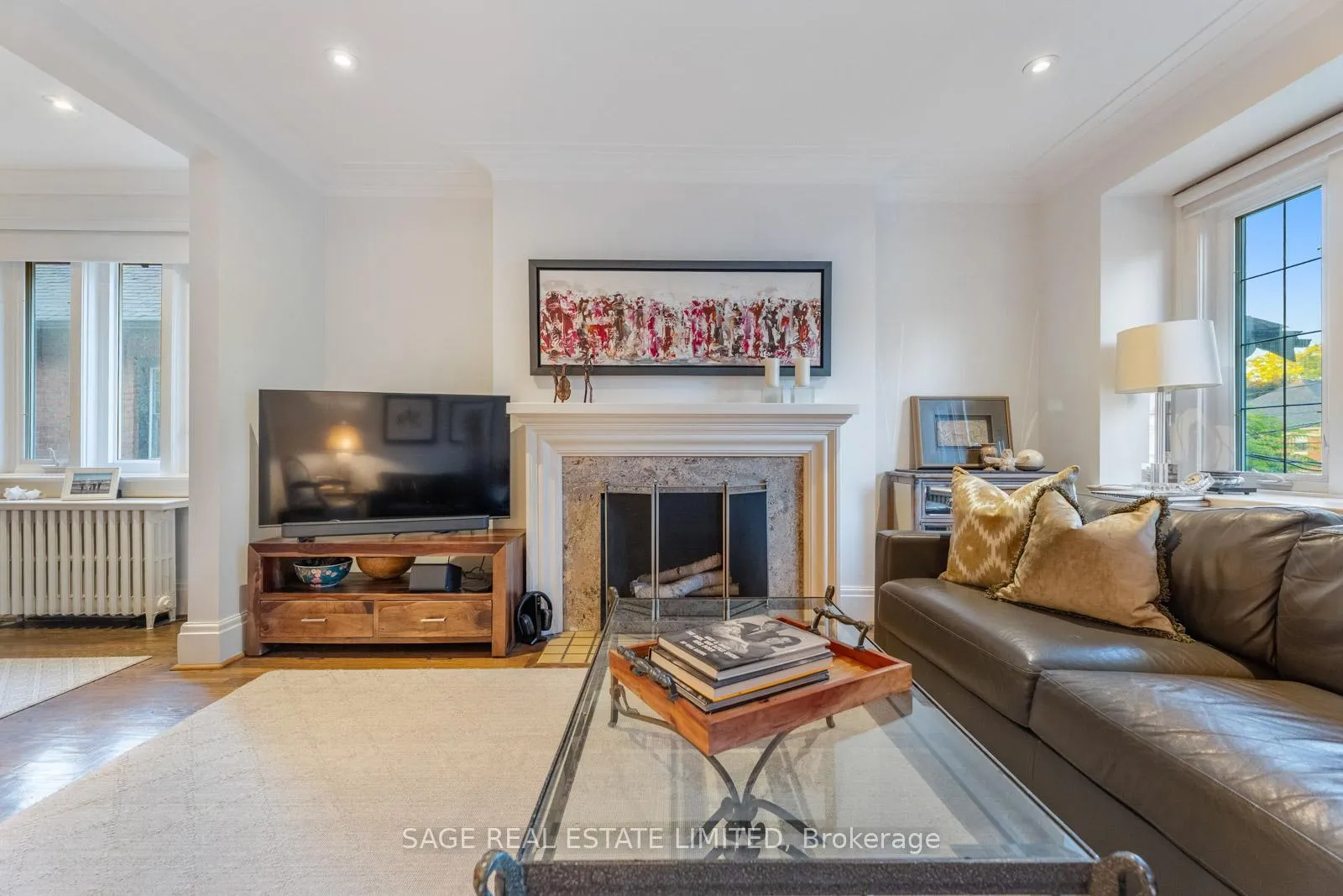 Photo 3 of Unit B, 1208 Avenue Road, Toronto, Lawrence Park South — HOMEH