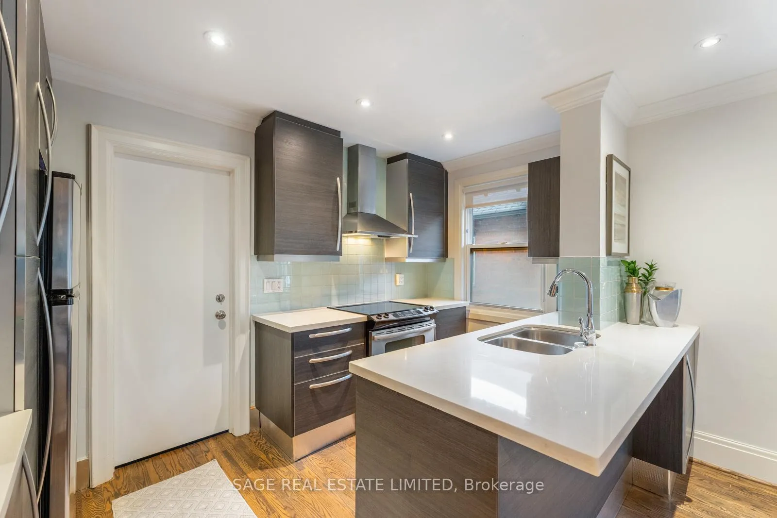Photo 11 of Unit B, 1208 Avenue Road, Toronto, Lawrence Park South — HOMEH