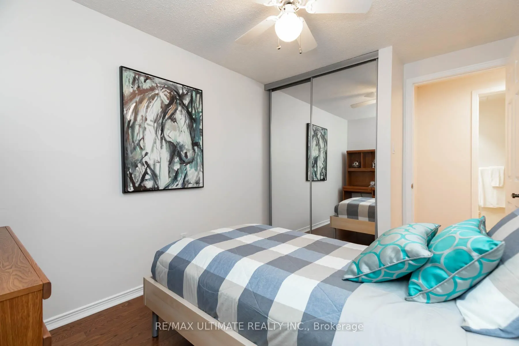 Photo 20 of 7 Sylvan Valleyway, Toronto, Lawrence Park North — HOMEH