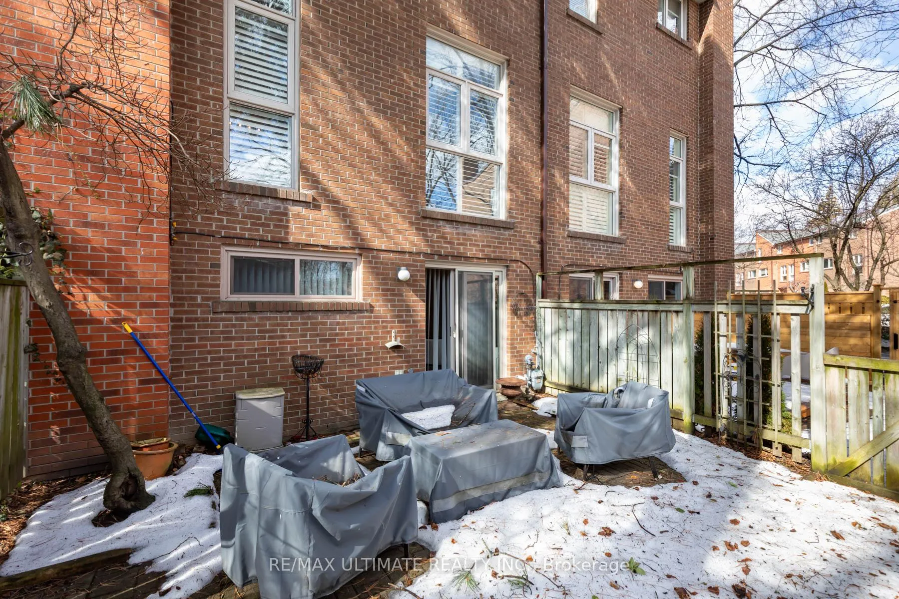 Photo 31 of 7 Sylvan Valleyway, Toronto, Lawrence Park North — HOMEH