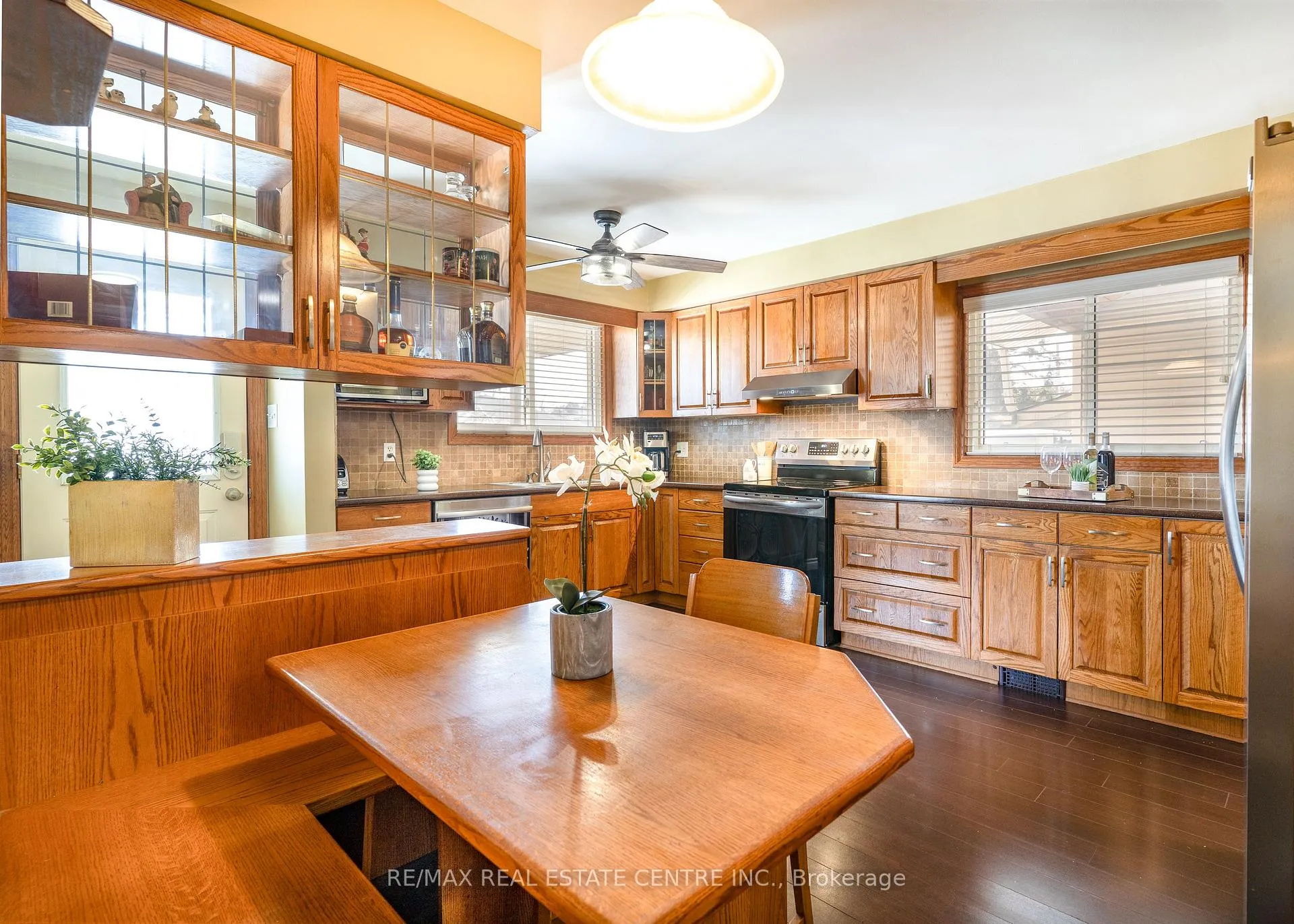 Photo 11 of 102 Greeningdon Drive, Hamilton, Greeningdon — HOMEH