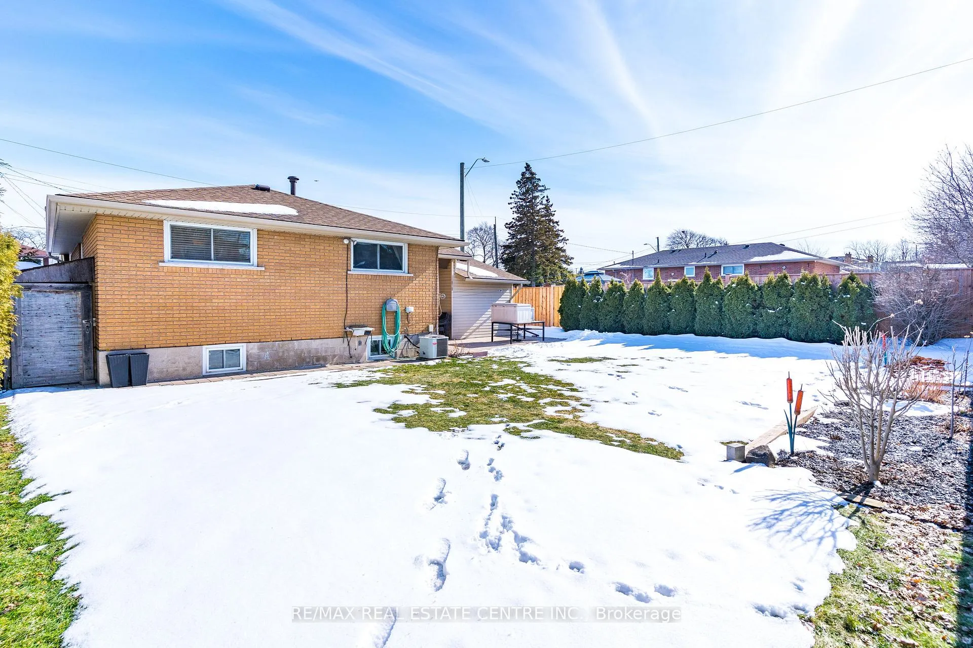 Photo 32 of 102 Greeningdon Drive, Hamilton, Greeningdon — HOMEH