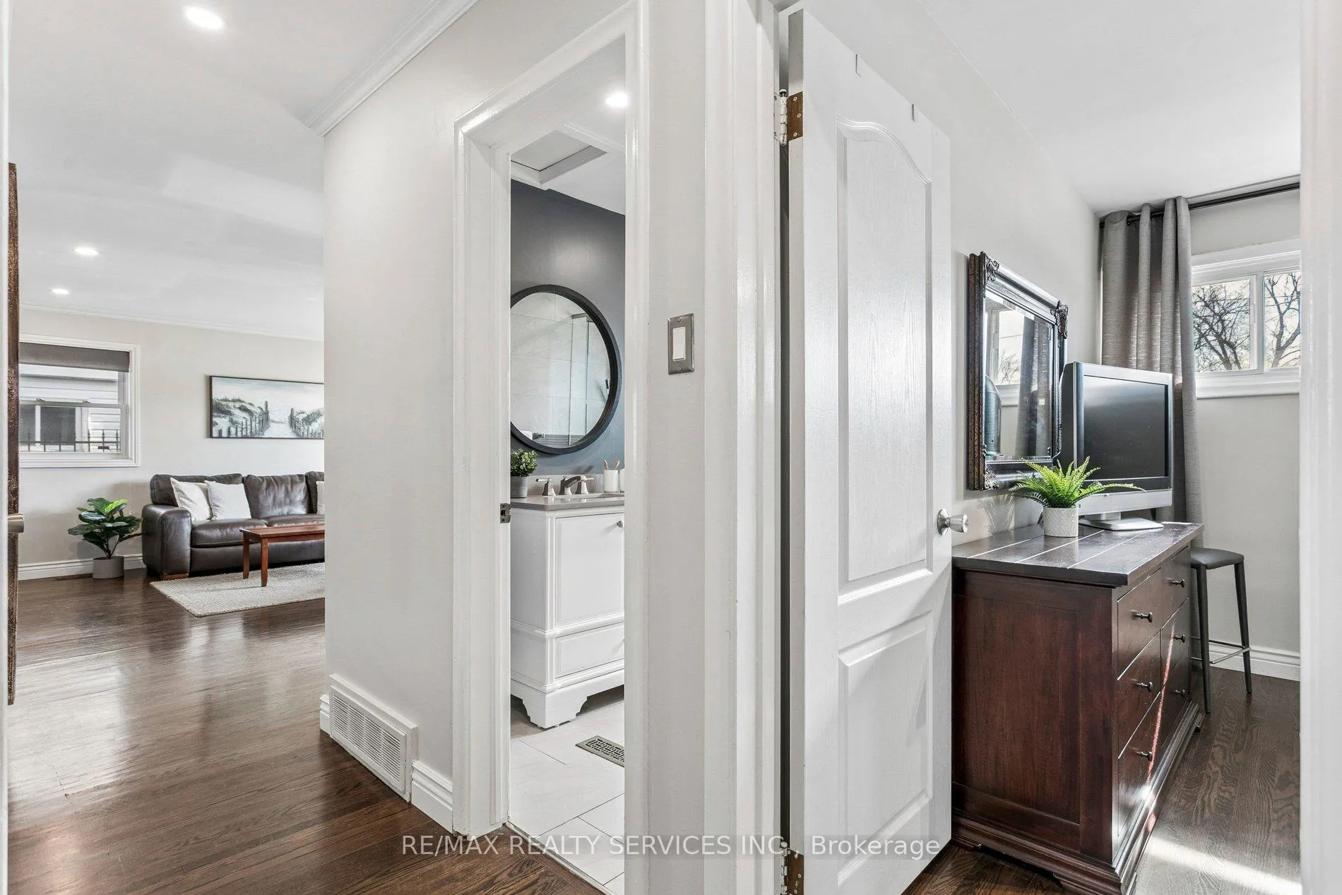 Photo 20 of 92 Eldomar Avenue, Brampton, Brampton East — HOMEH