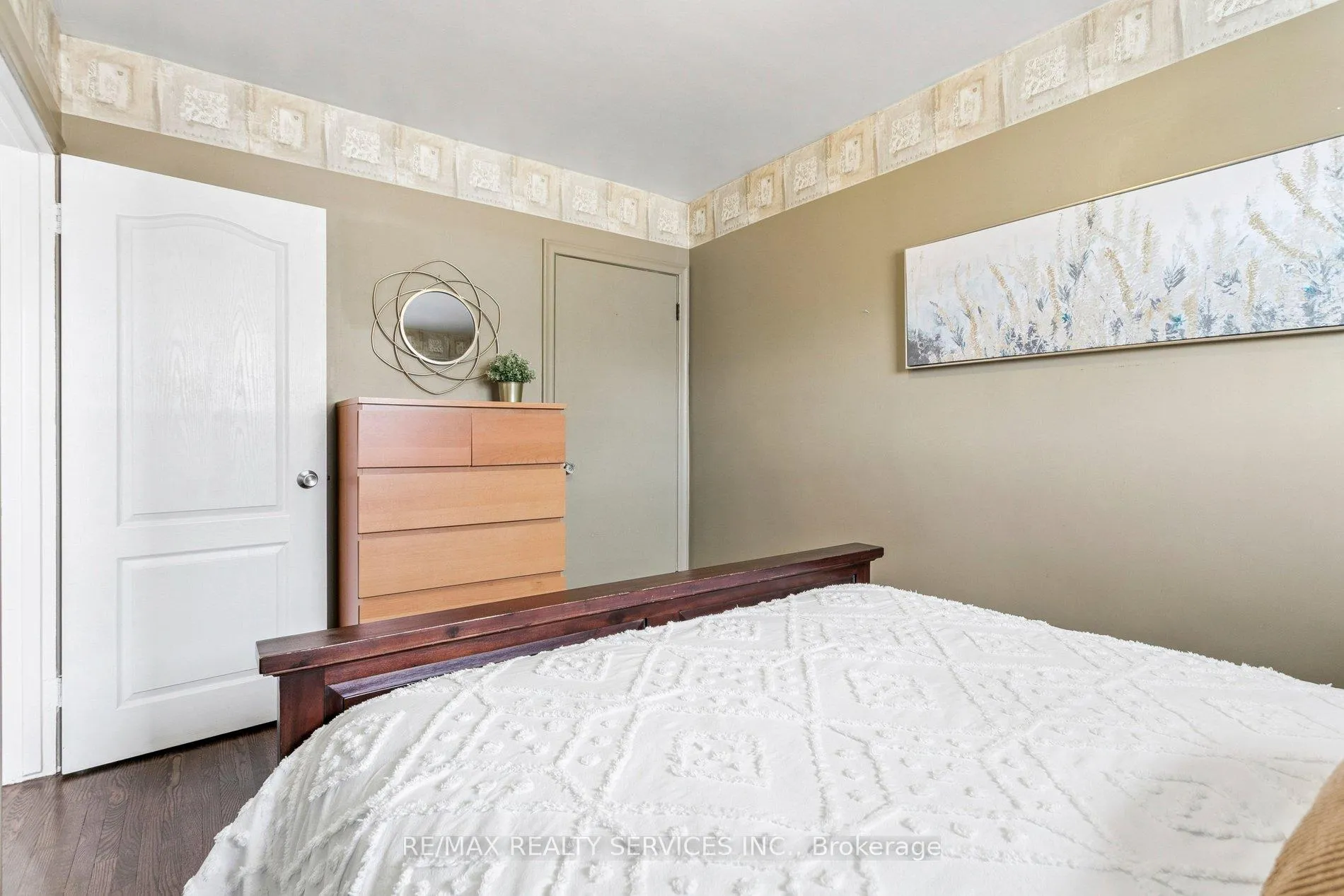 Photo 27 of 92 Eldomar Avenue, Brampton, Brampton East — HOMEH