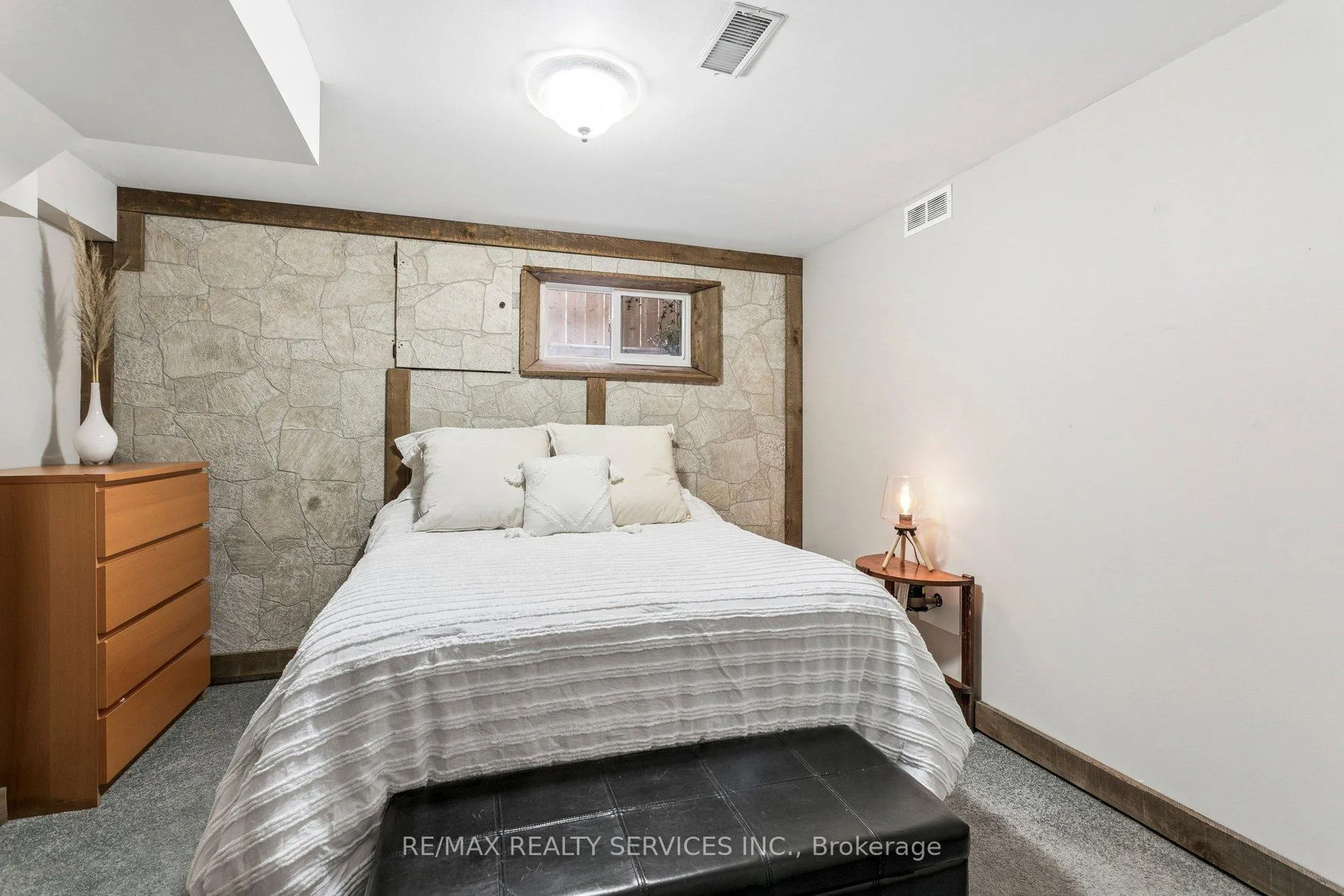 Photo 39 of 92 Eldomar Avenue, Brampton, Brampton East — HOMEH