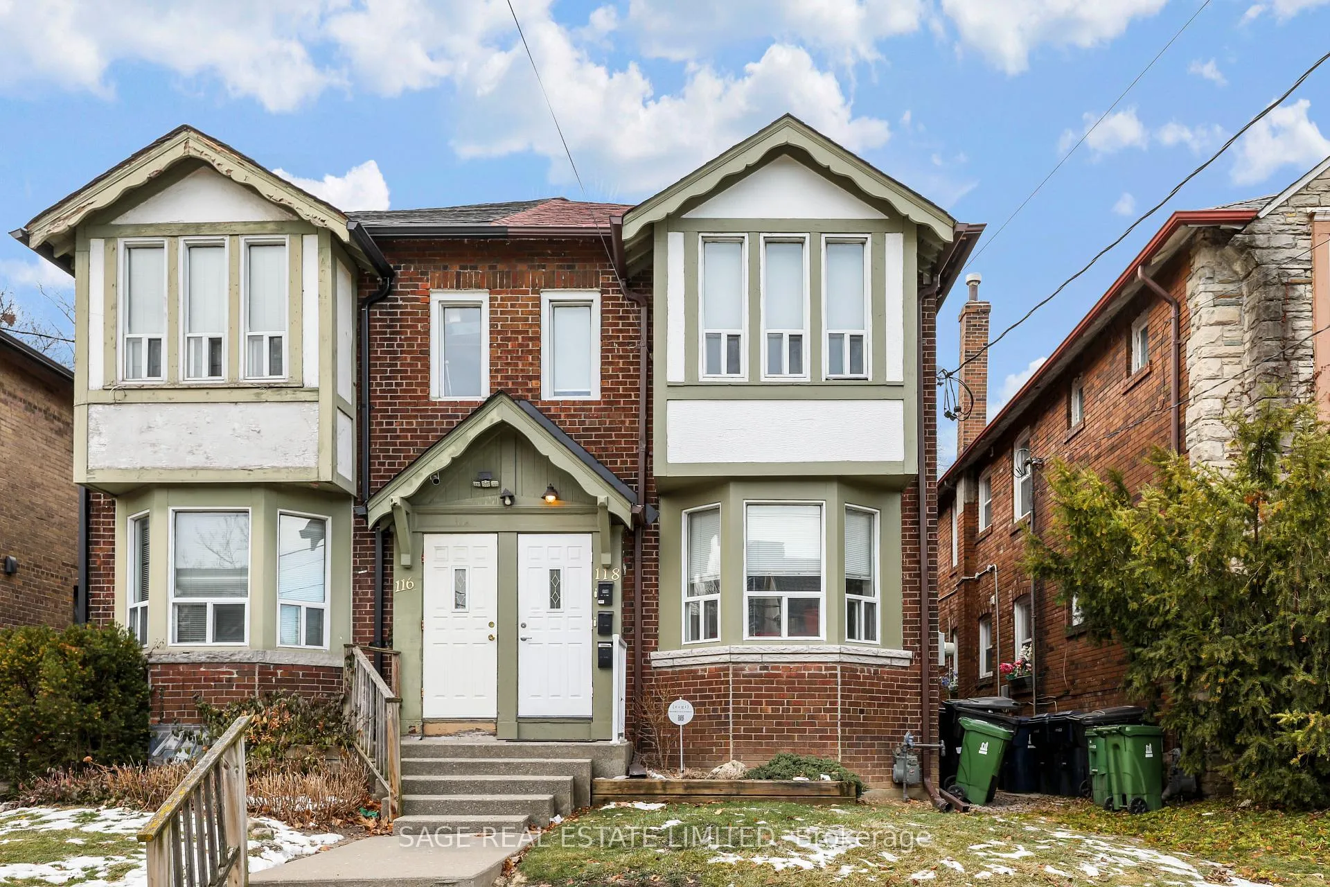 Photo 1 of Unit 1, 118 Braemar Avenue, Toronto, Yonge-Eglinton — HOMEH