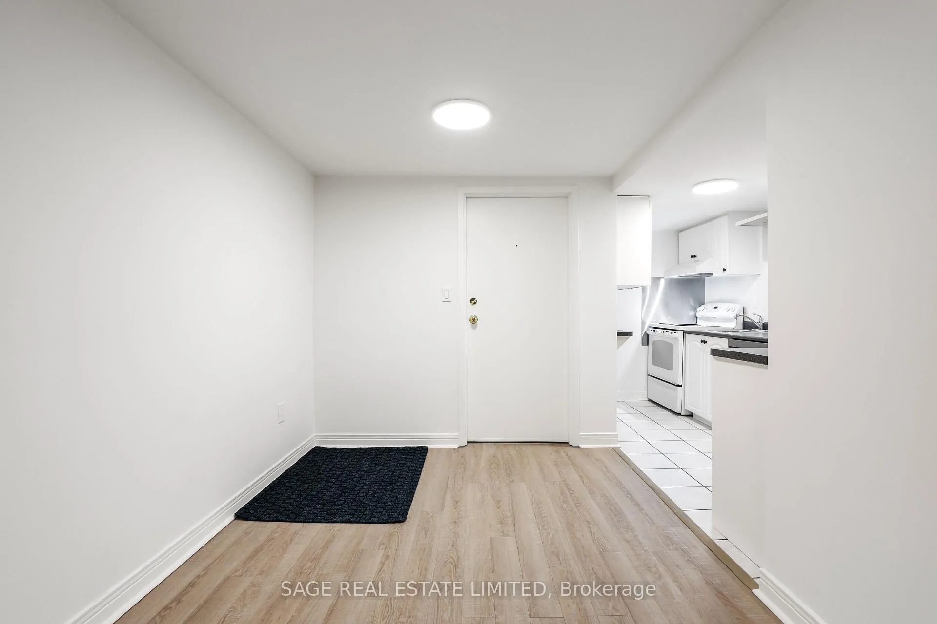 Photo 4 of Unit 1, 118 Braemar Avenue, Toronto, Yonge-Eglinton — HOMEH