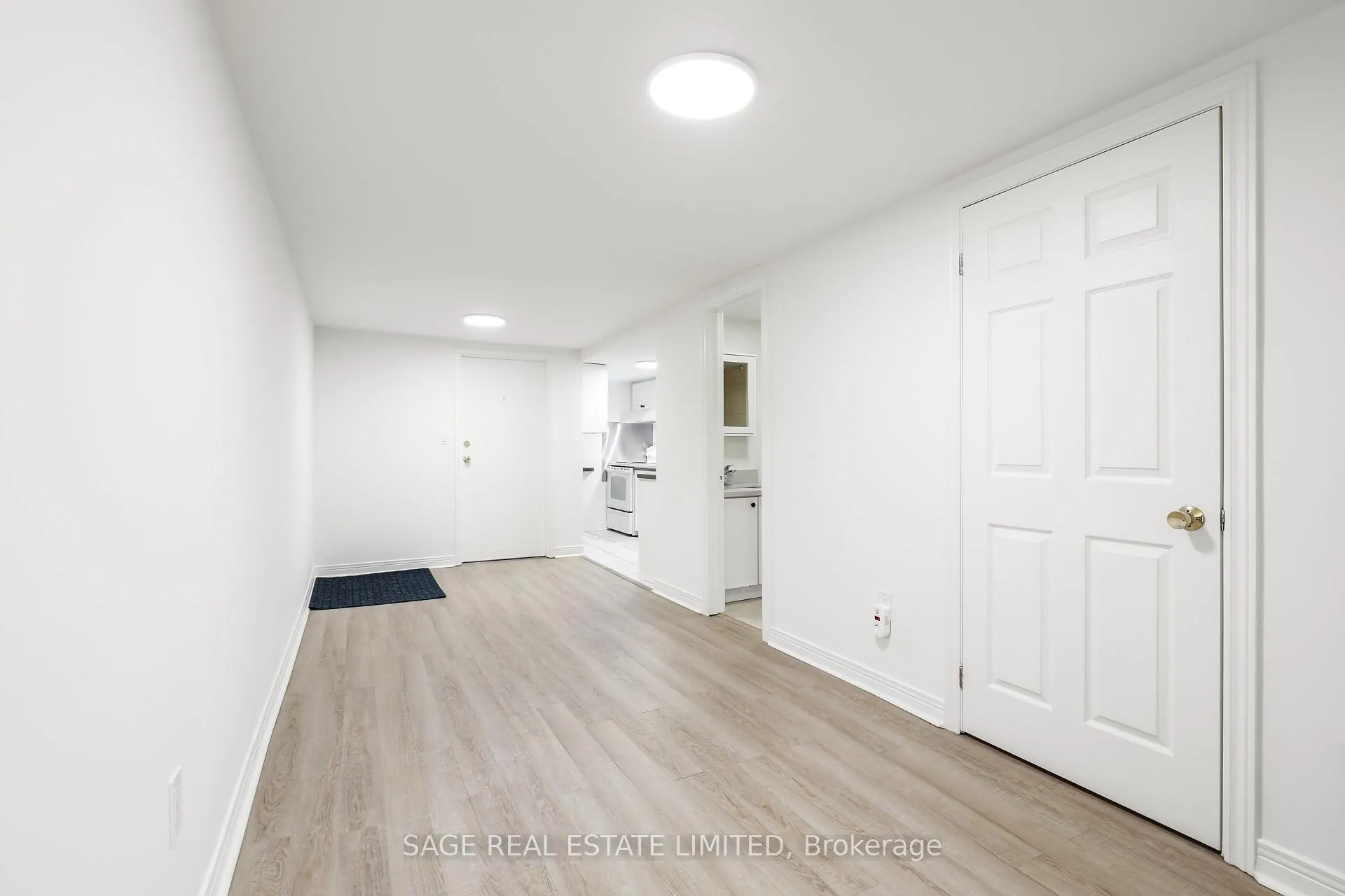 Photo 10 of Unit 1, 118 Braemar Avenue, Toronto, Yonge-Eglinton — HOMEH