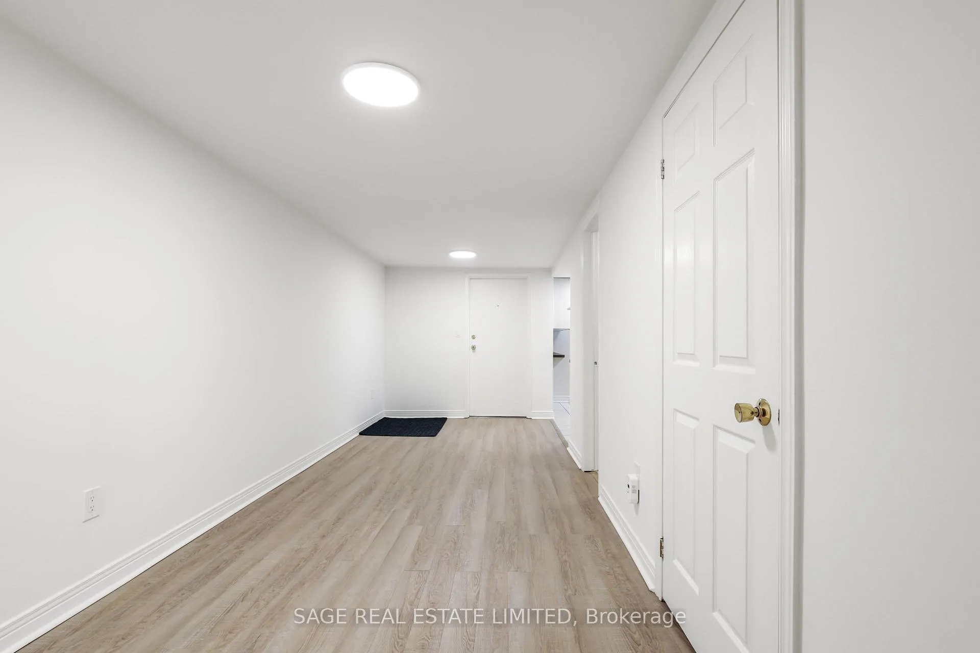 Photo 11 of Unit 1, 118 Braemar Avenue, Toronto, Yonge-Eglinton — HOMEH