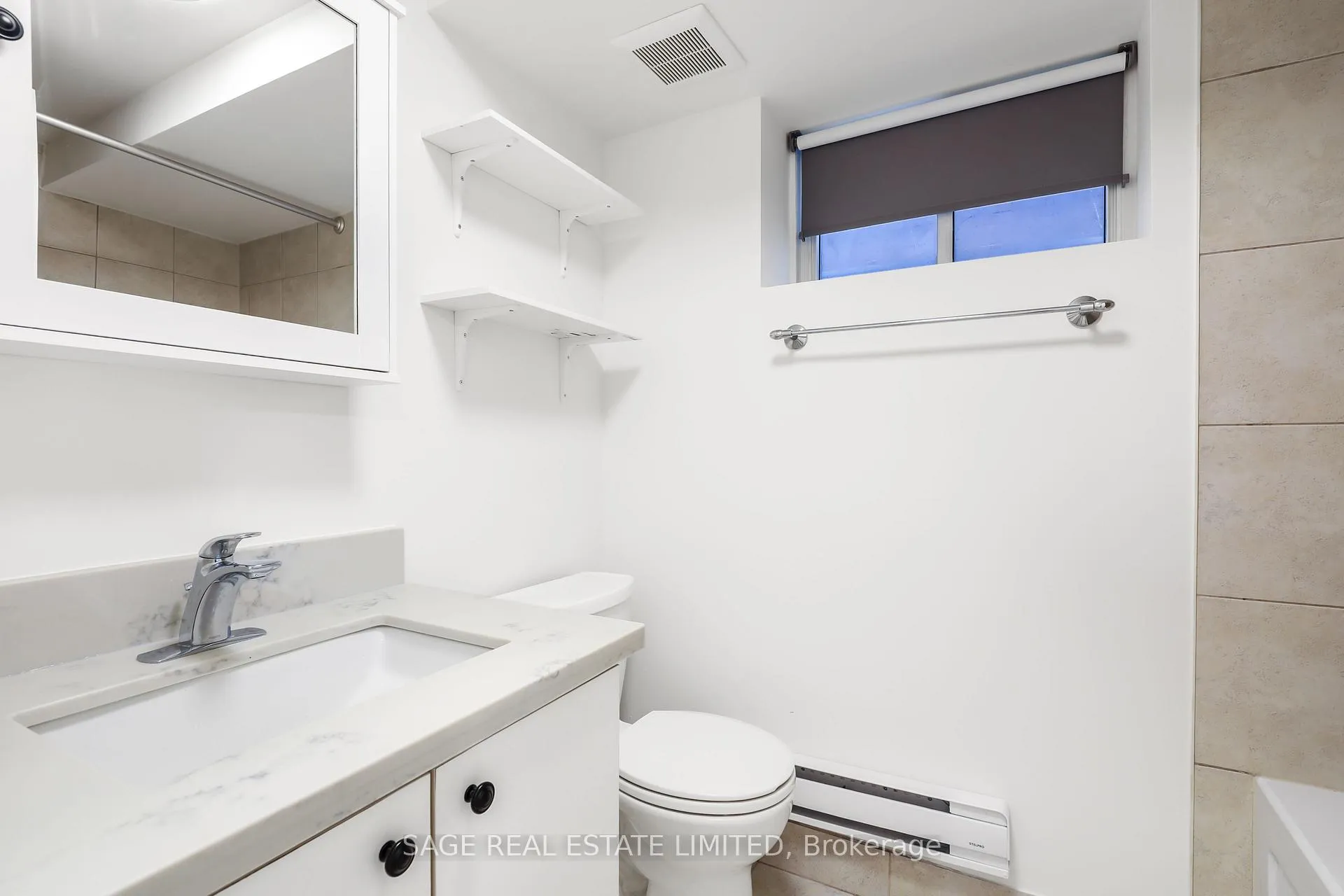Photo 12 of Unit 1, 118 Braemar Avenue, Toronto, Yonge-Eglinton — HOMEH