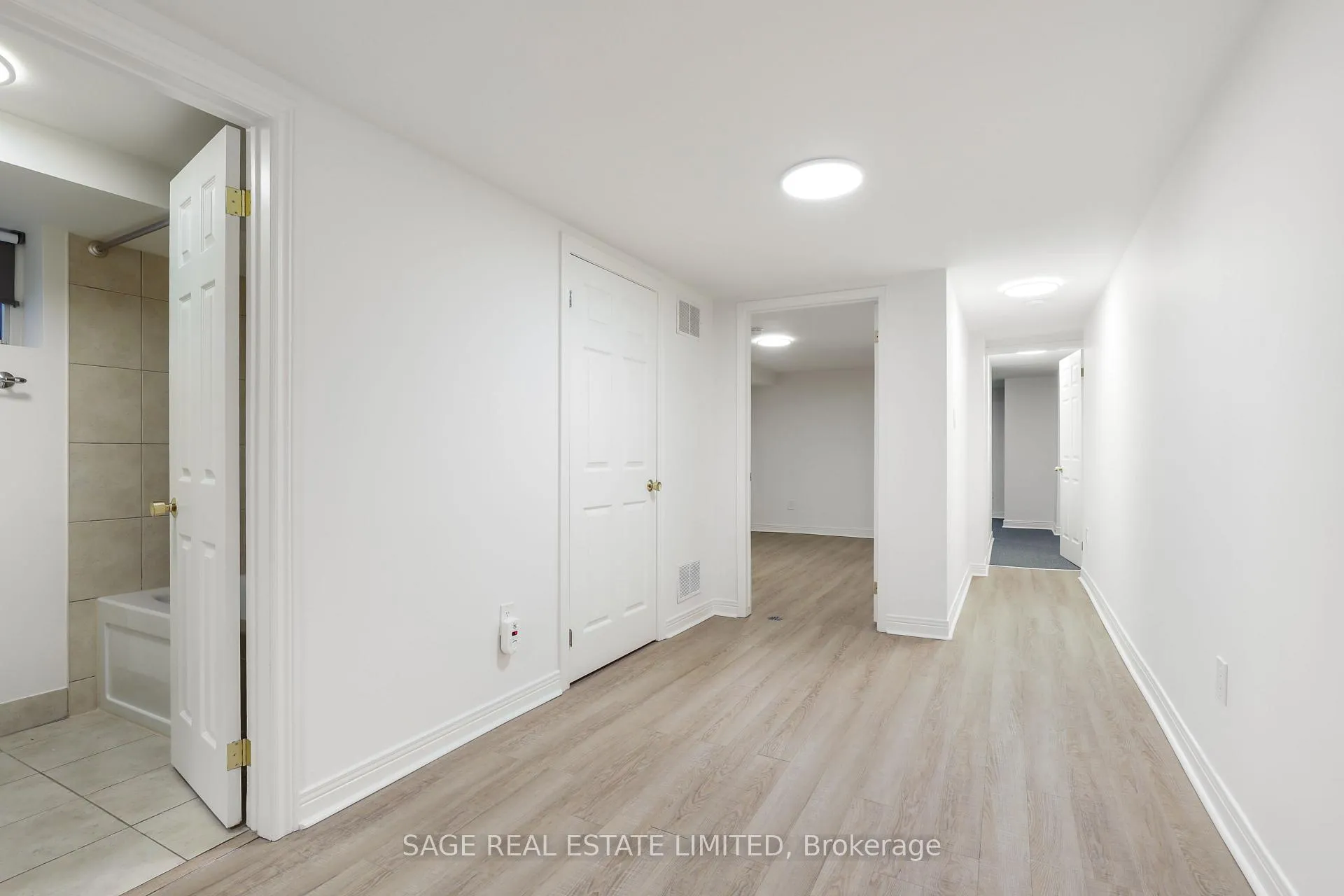 Photo 17 of Unit 1, 118 Braemar Avenue, Toronto, Yonge-Eglinton — HOMEH