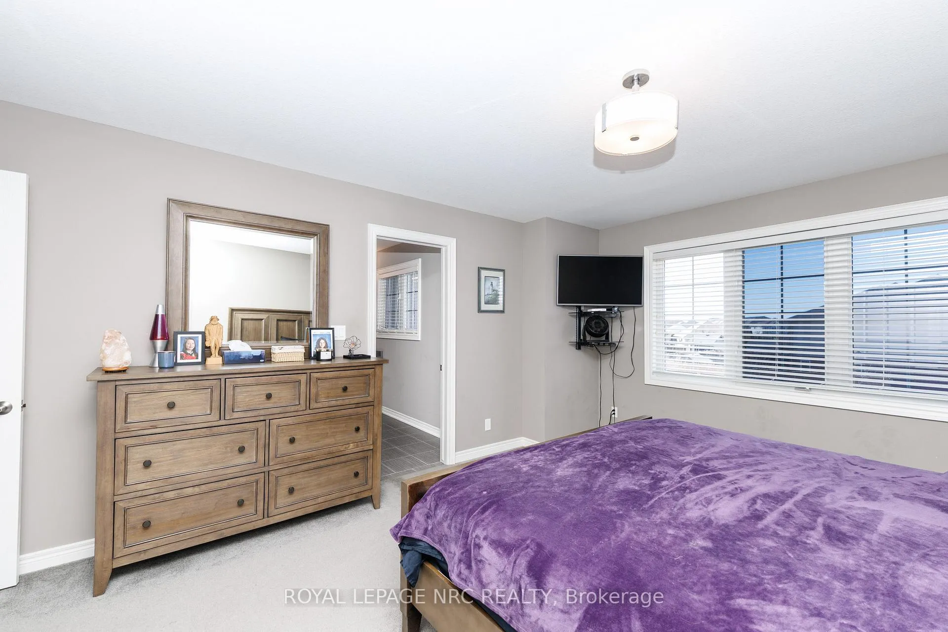 Photo 15 of 205 Cardinal Crescent, Welland, Coyle Creek — HOMEH