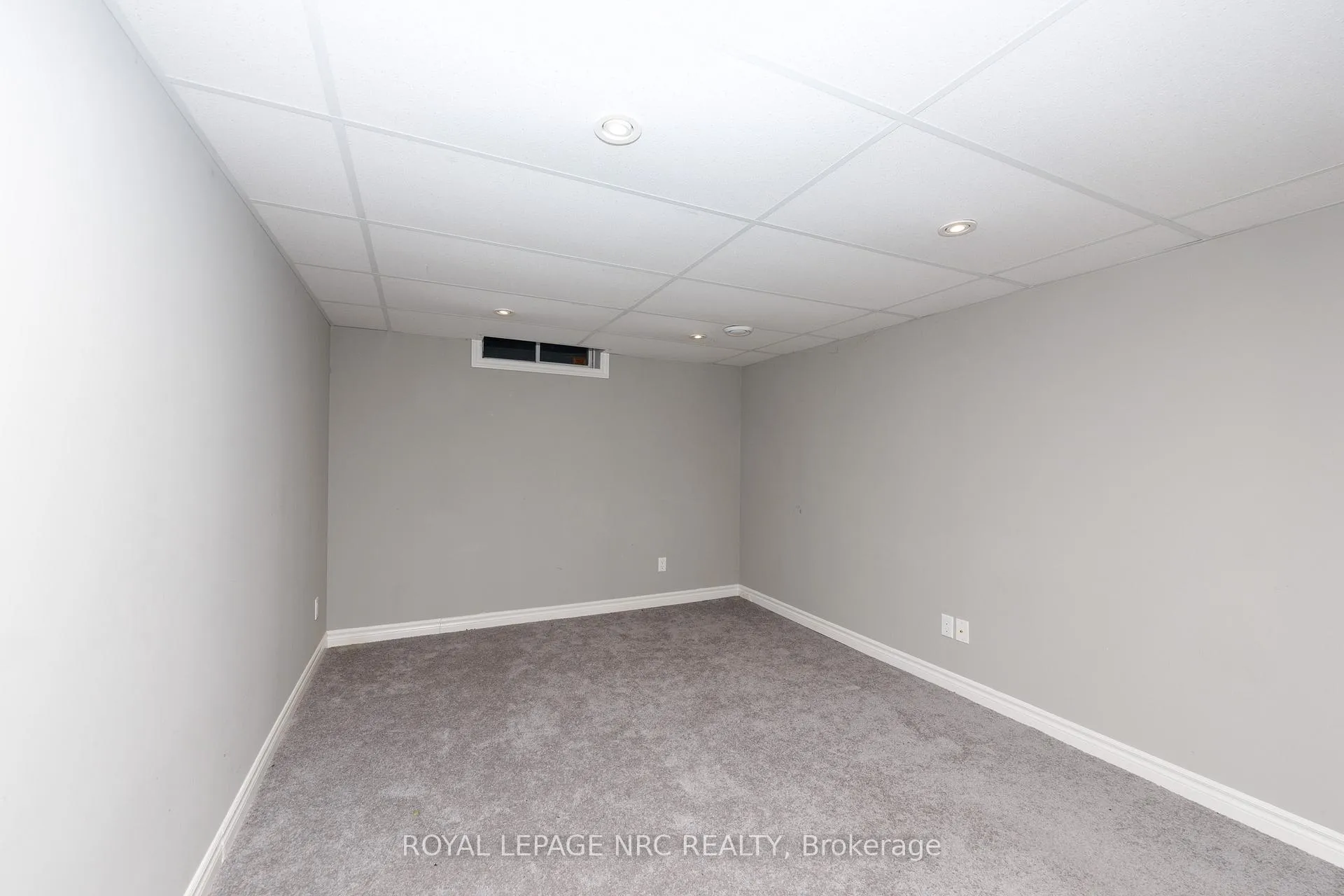 Photo 27 of 205 Cardinal Crescent, Welland, Coyle Creek — HOMEH