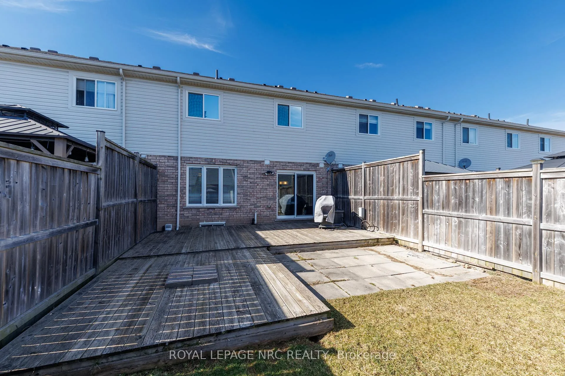 Photo 33 of 205 Cardinal Crescent, Welland, Coyle Creek — HOMEH