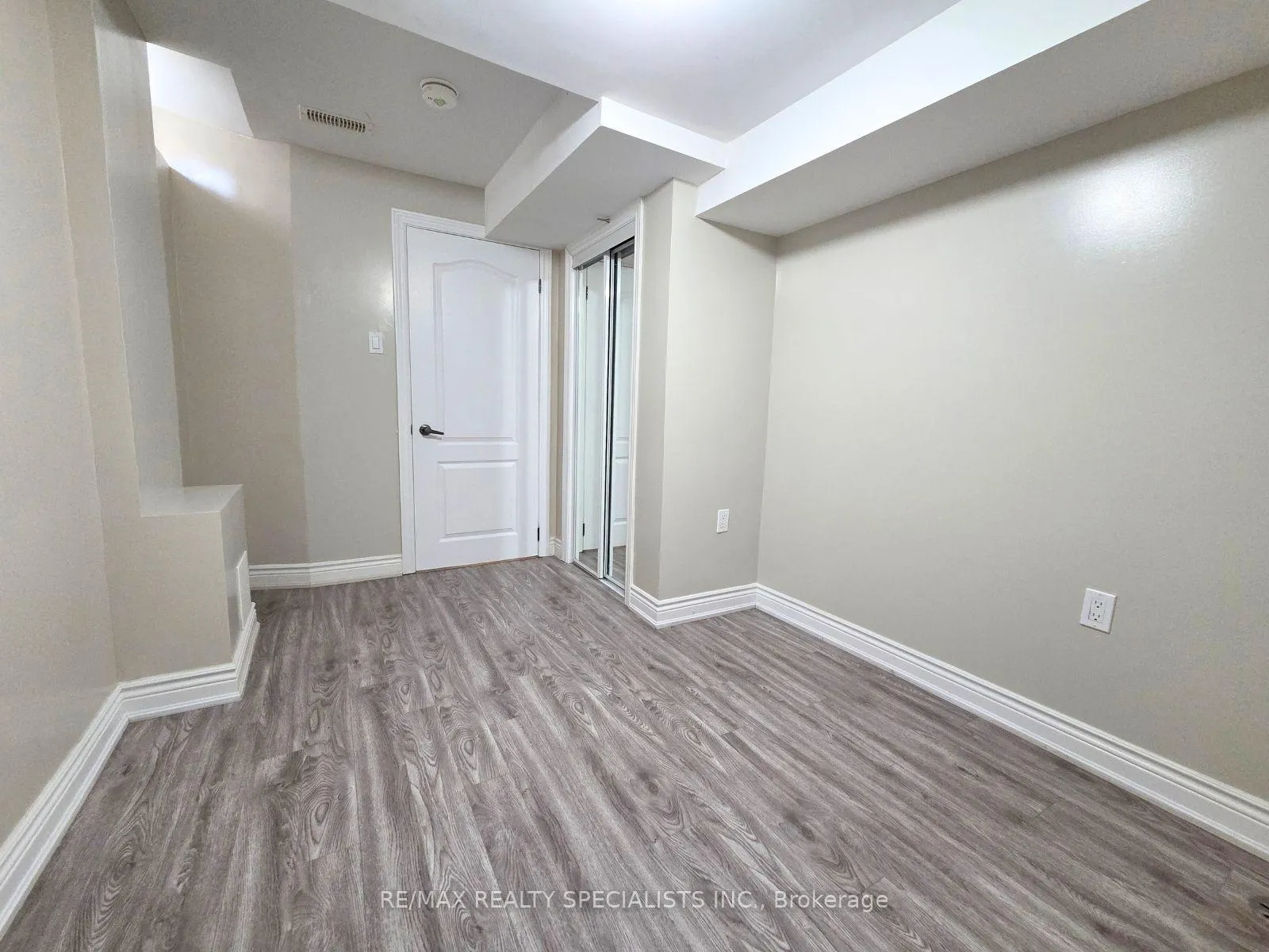 Photo 8 of Unit Bsmt, 117 Adventura Road, Brampton, Northwest Brampton — HOMEH