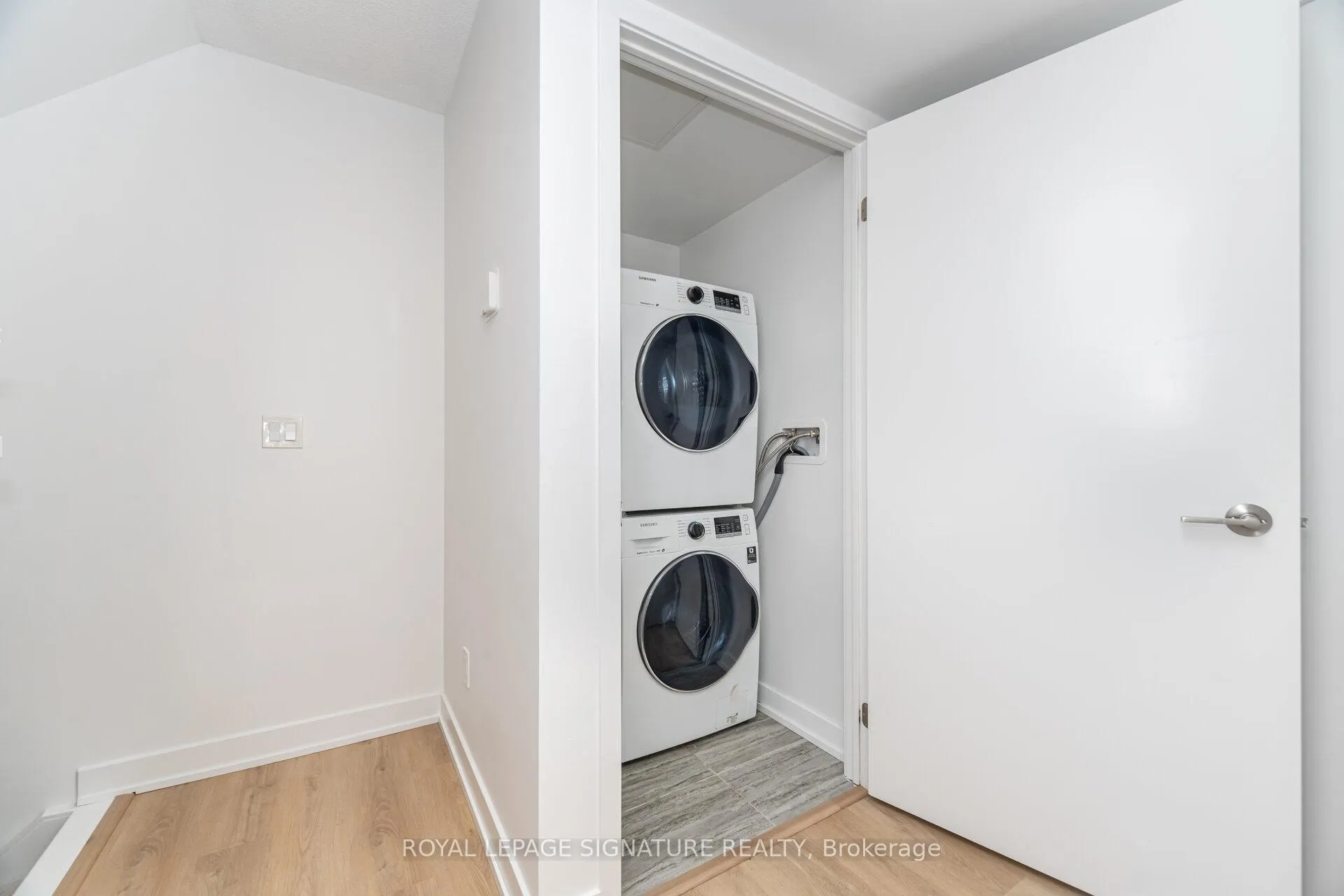 Photo 21 of Unit 610, 1129 Cooke Boulevard, Burlington, LaSalle — HOMEH