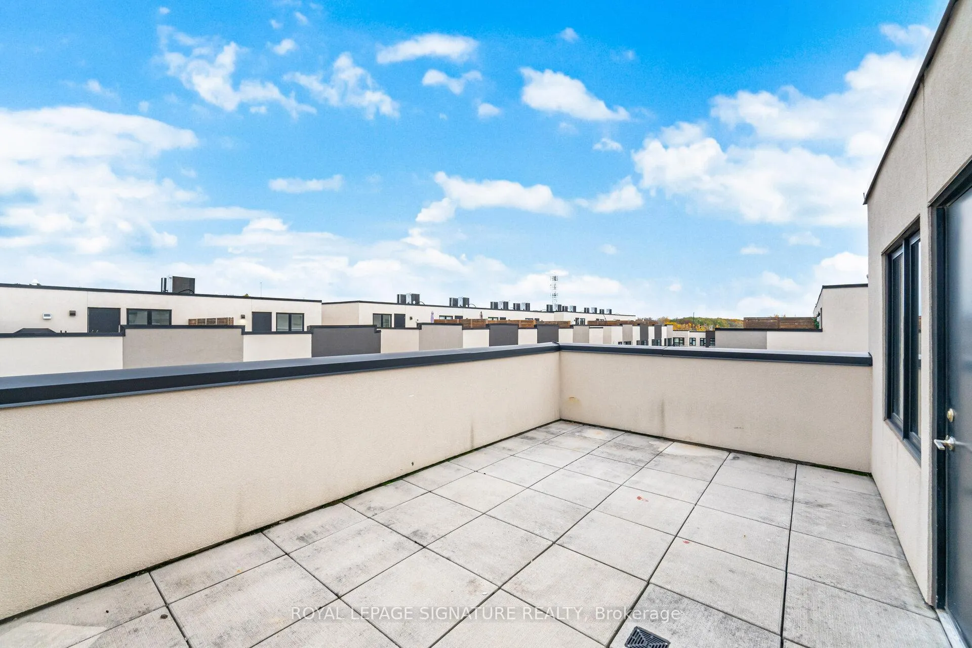 Photo 28 of Unit 610, 1129 Cooke Boulevard, Burlington, LaSalle — HOMEH