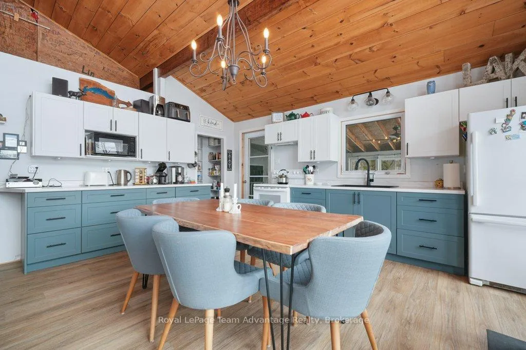 Photo 8 of 153 Sugar Lake Road, Seguin — HOMEH