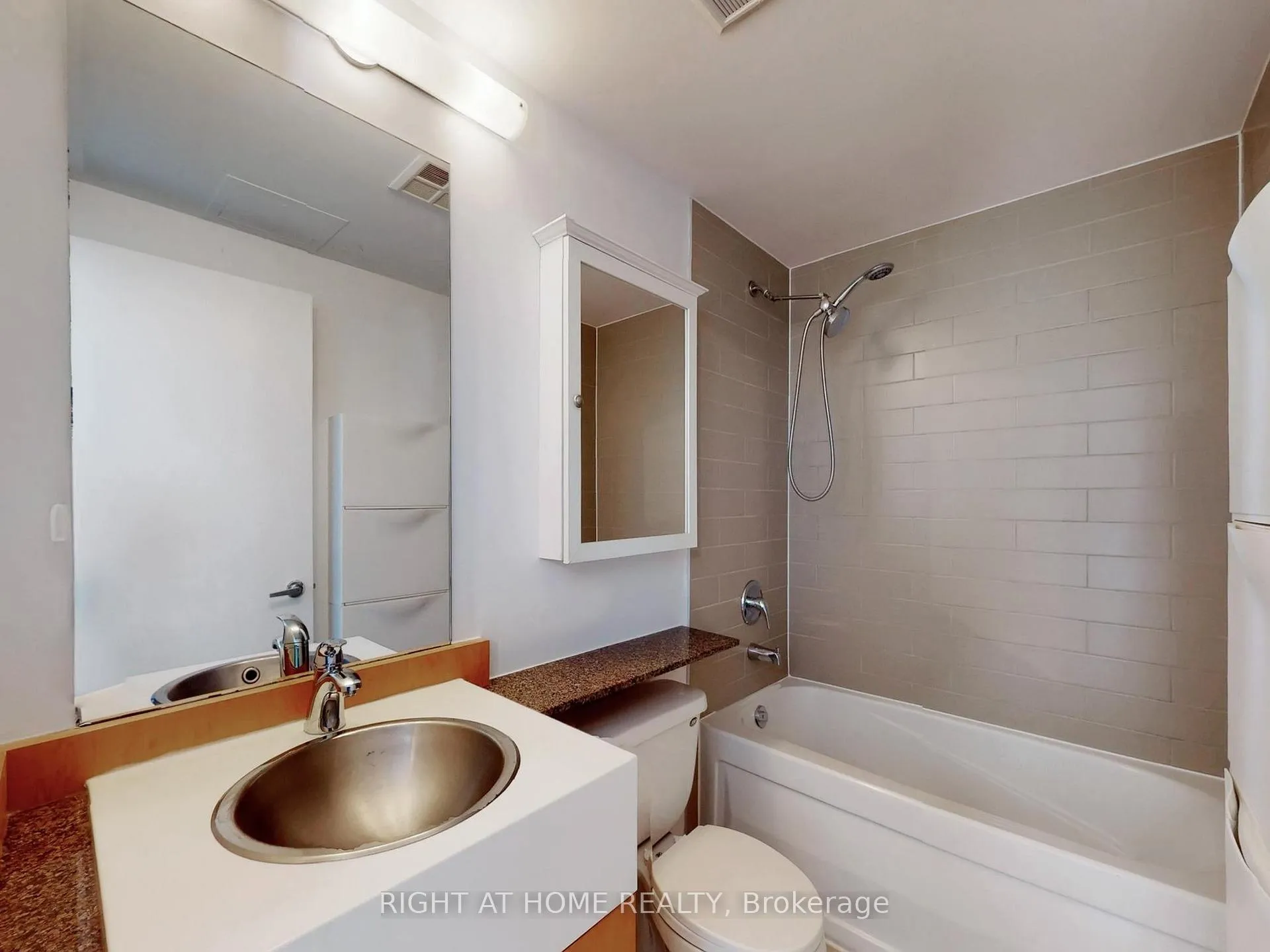 Photo 18 of Unit 2908, 5 Mariner Terrace, Toronto, Waterfront Communities — HOMEH