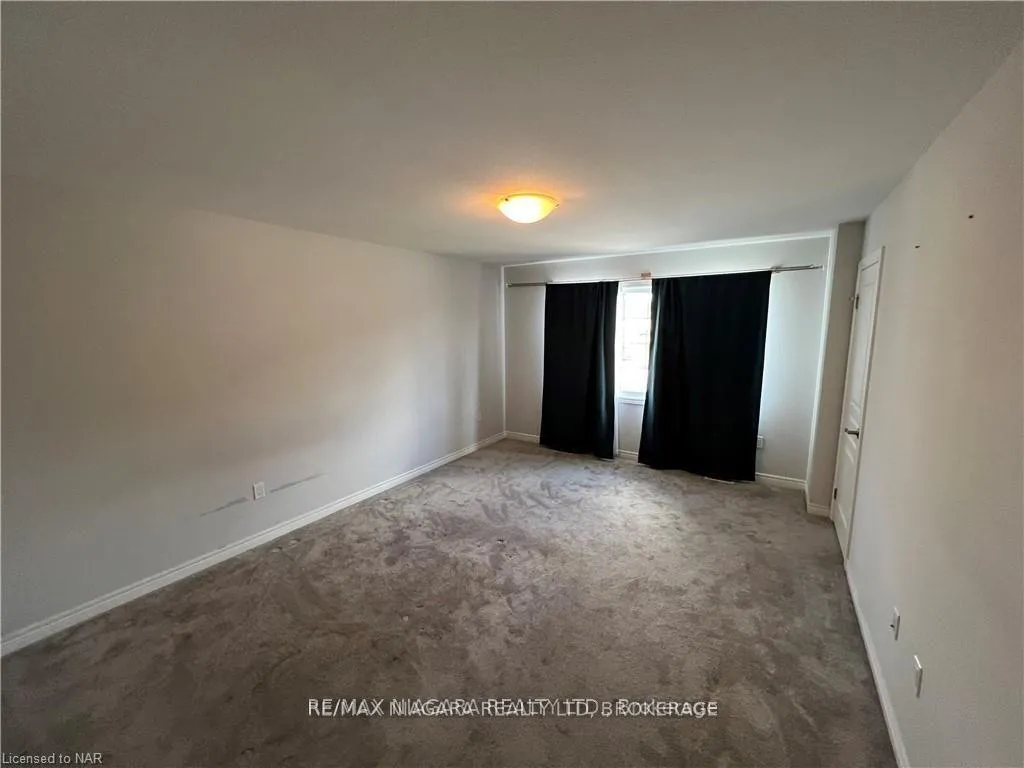 Photo 13 of 8028 Cole Court, Niagara Falls, Oldfield — HOMEH