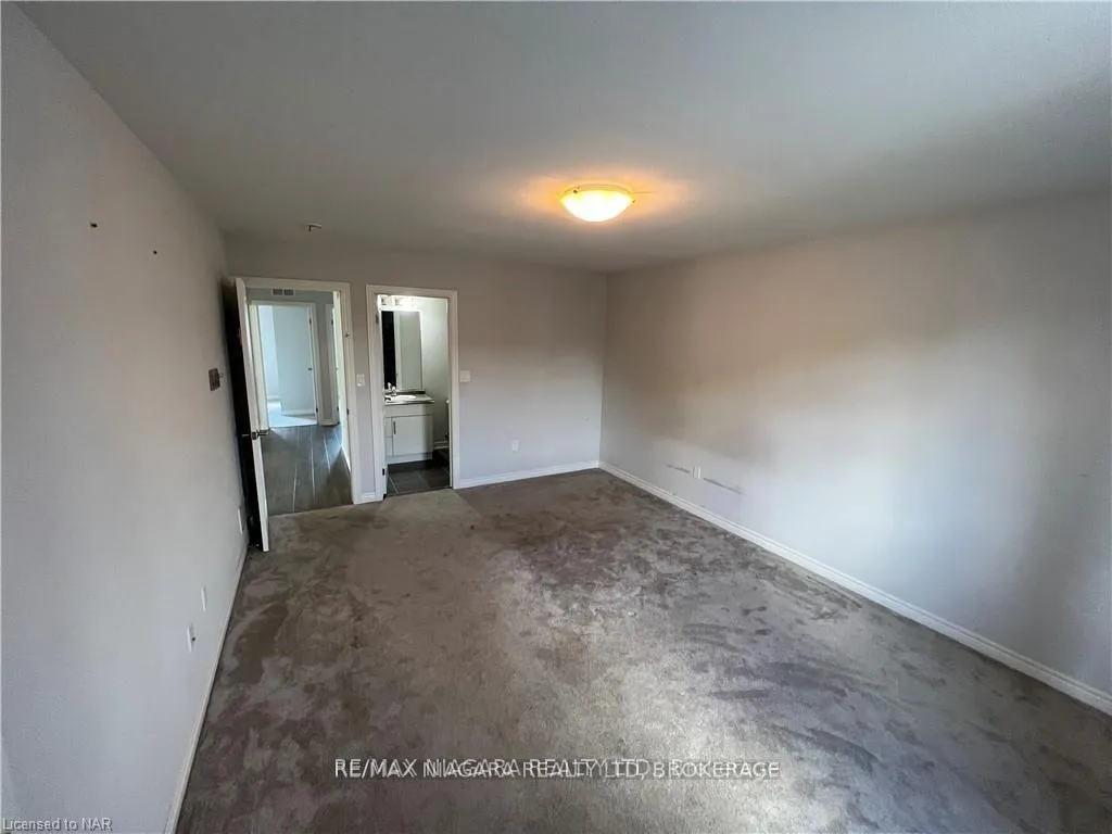 Photo 14 of 8028 Cole Court, Niagara Falls, Oldfield — HOMEH