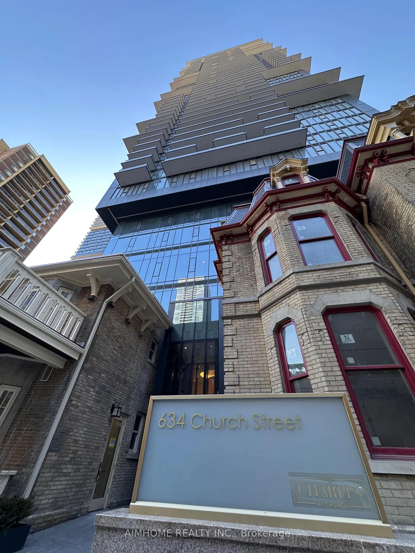 Front of Unit 2808, 634 church Street