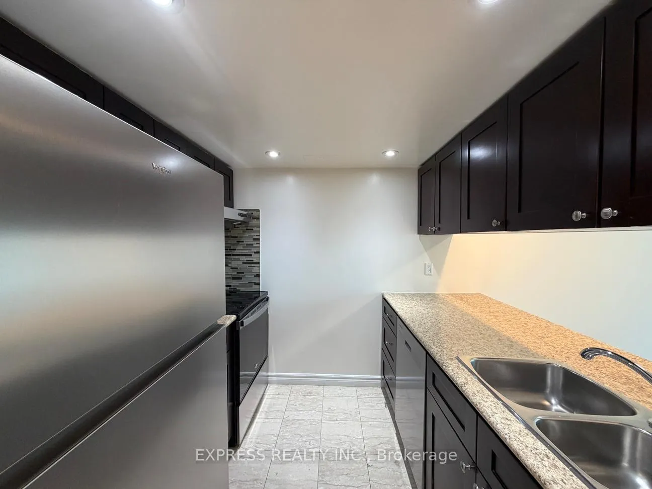 Photo 2 of Unit 2503, 38 Elm Street, Toronto, Bay Street Corridor — HOMEH